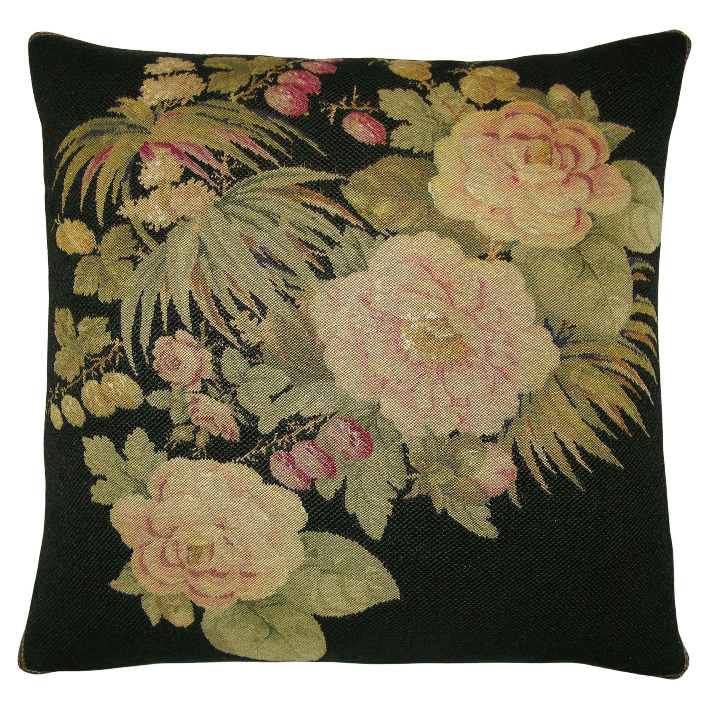 Coussin français ancien en broderie à l'aiguille de 1880 - 19 x 18