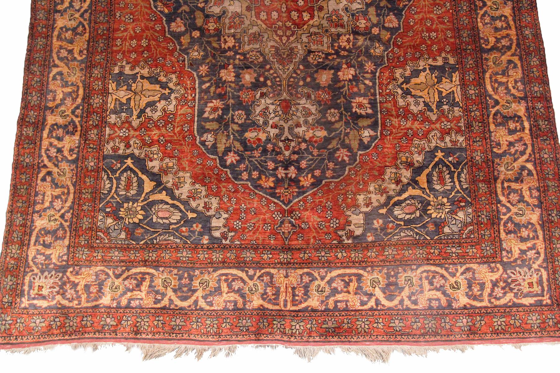 Hand-Knotted 1880 Antique Silk Mohtasham Rug Fine Persian Mohtasham Rug 100% Silk For Sale