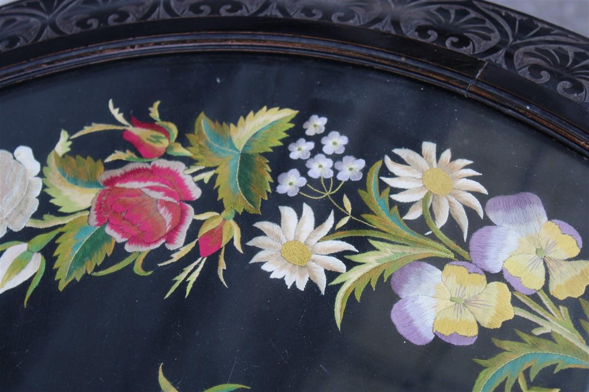 1880 Black Round Victorian Table Coffee with Top in Fabric Embroidered Oriental For Sale 14