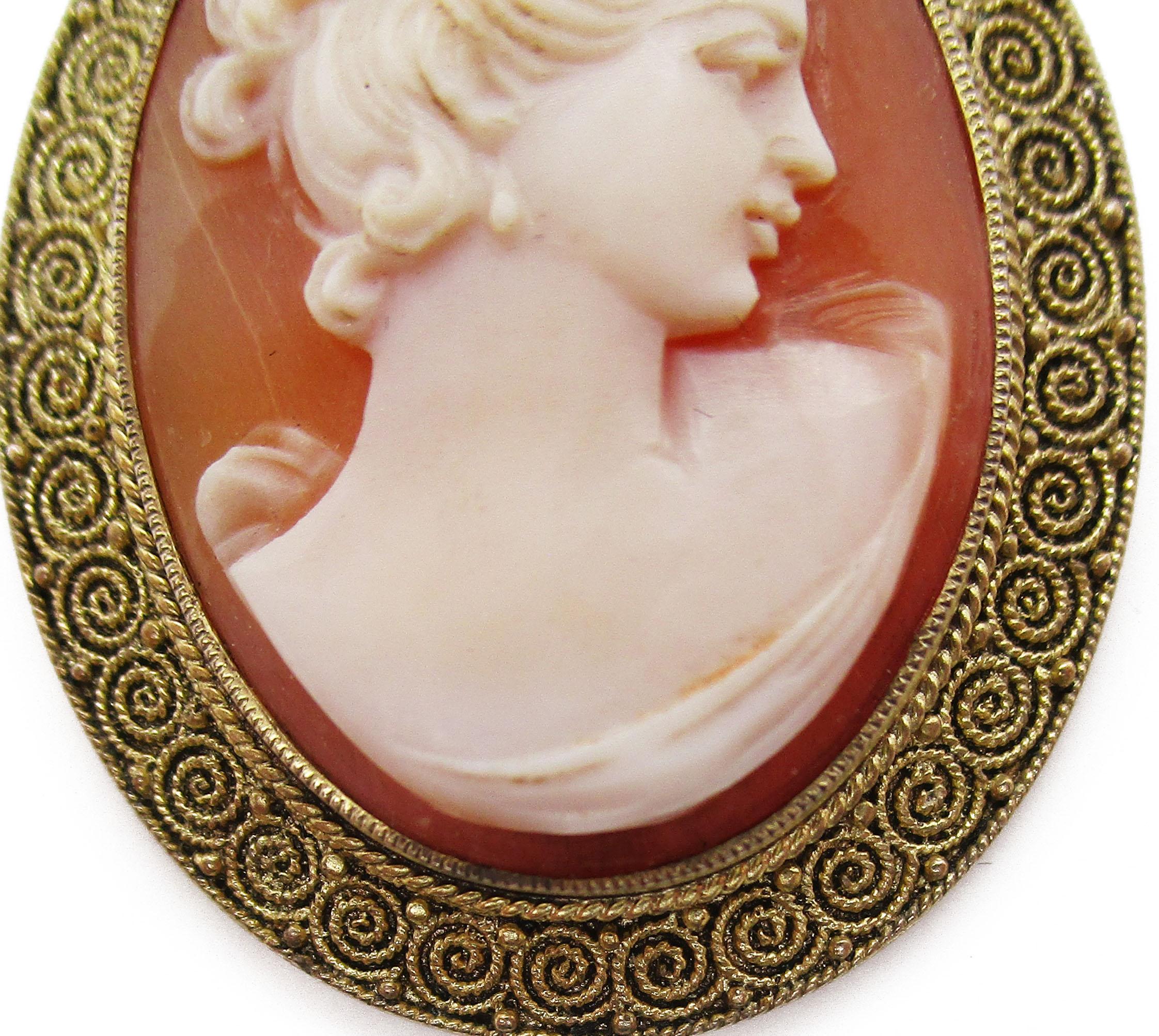 1880 Etruscan Vermeil Theodor Fahrner Shell Cameo Necklace For Sale 1