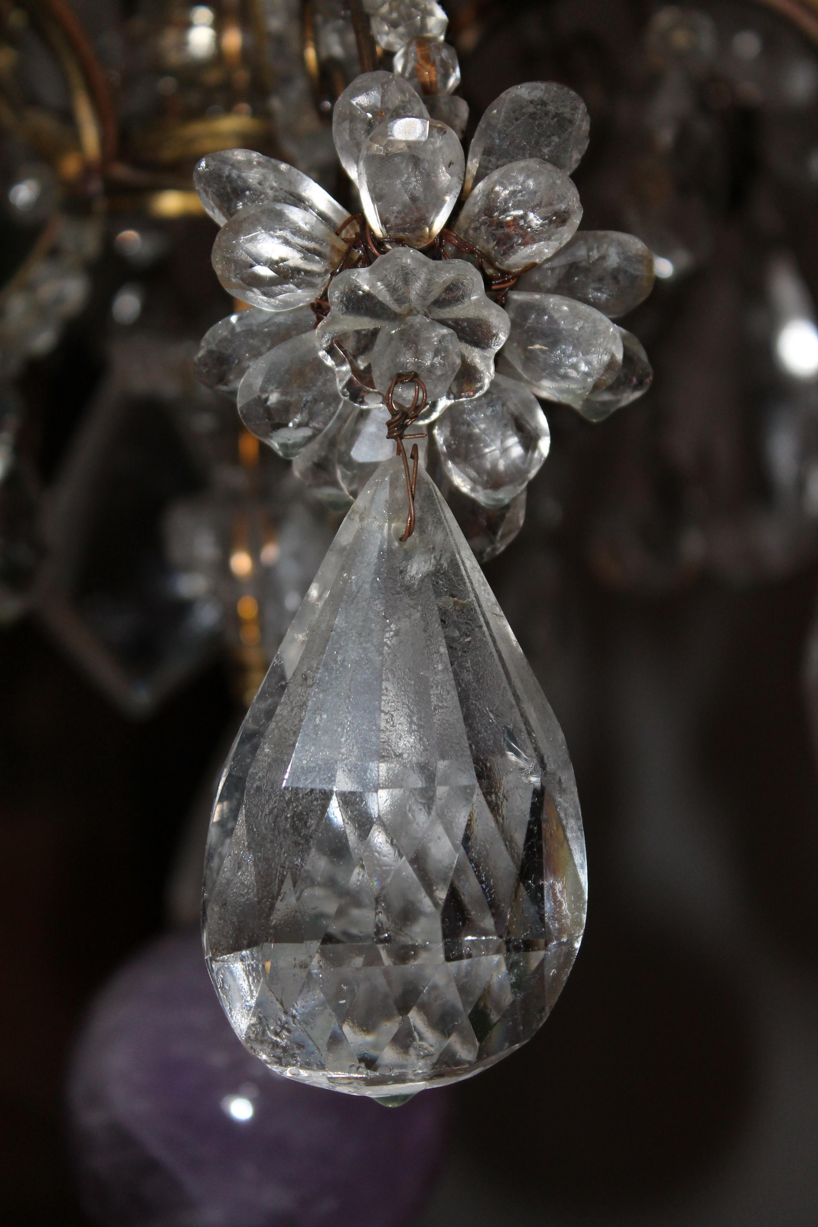 1880 Französisch Regency Maison Bagues Amethyst / Clear Floral Kronleuchter Bergkristall im Zustand „Gut“ im Angebot in Opa Locka, FL