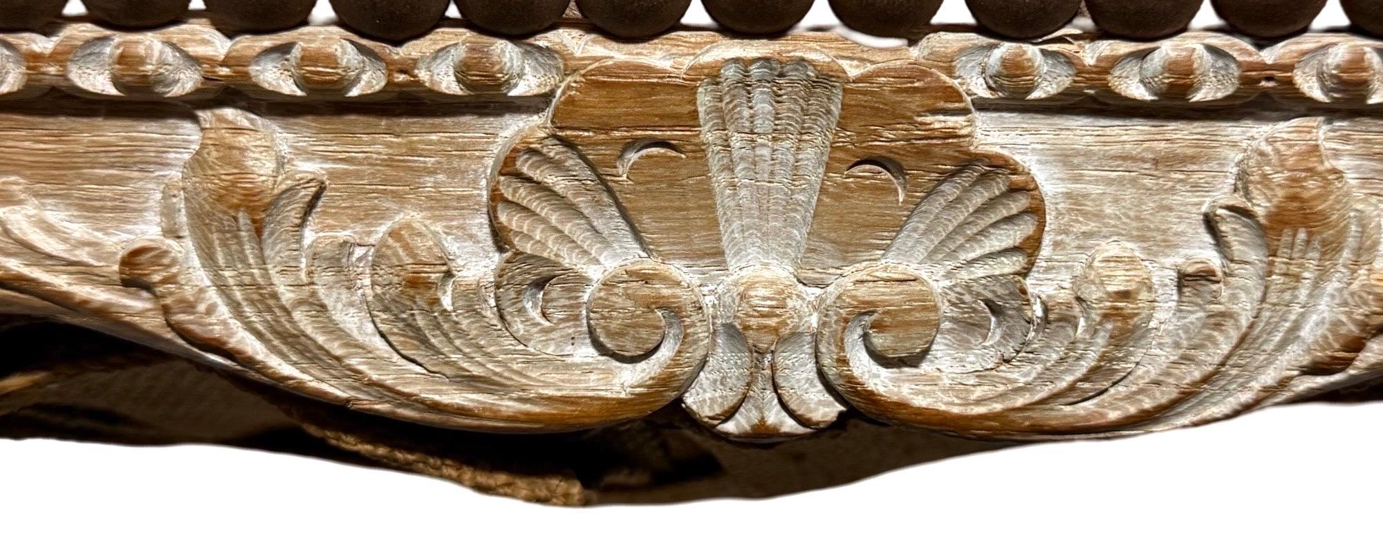 Biacca 1880 Set di 8 sedie da pranzo Luigi XV in noce cerato - Francia in vendita