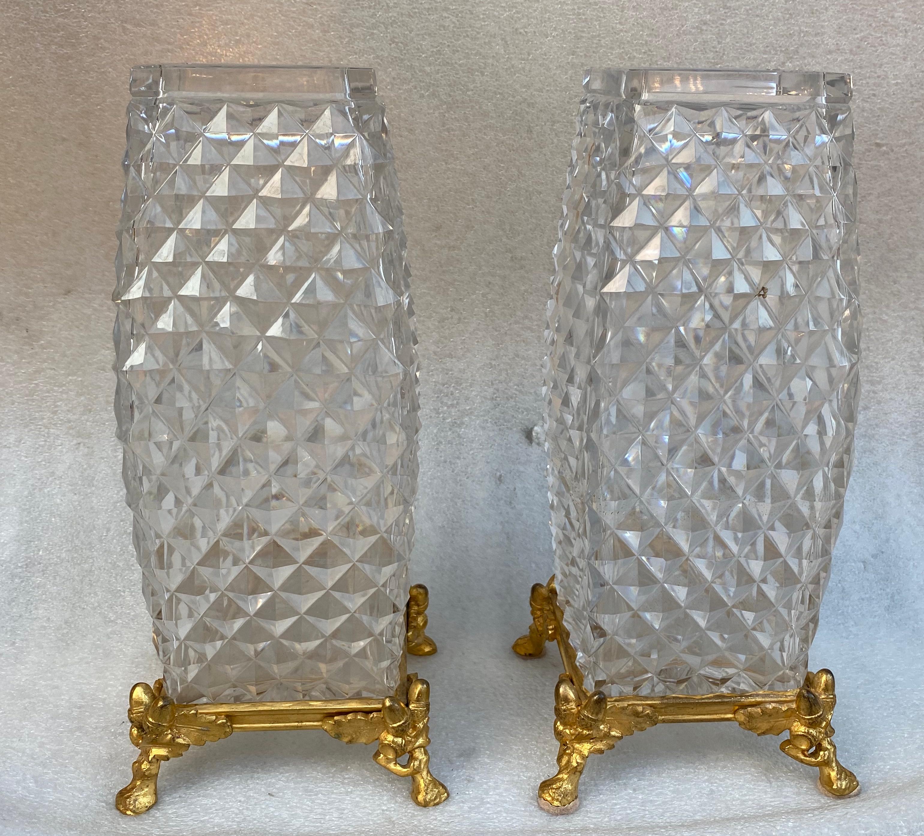 1880 'Paire de vases Baccarat, L'Escalier De Cristal, Période Japonaise Bronzé Doré en vente 3