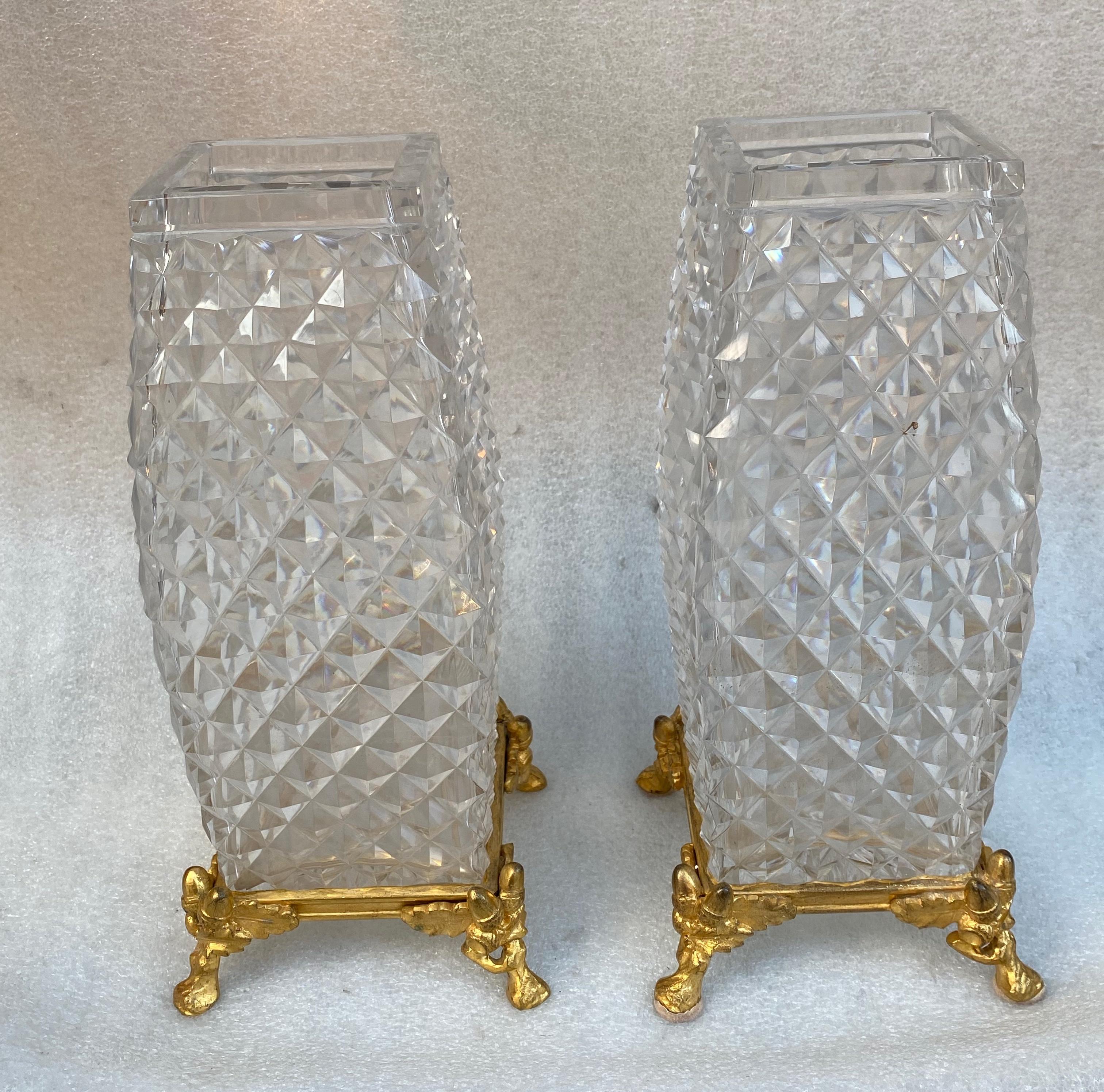 1880 'Paire de vases Baccarat, L'Escalier De Cristal, Période Japonaise Bronzé Doré en vente 1