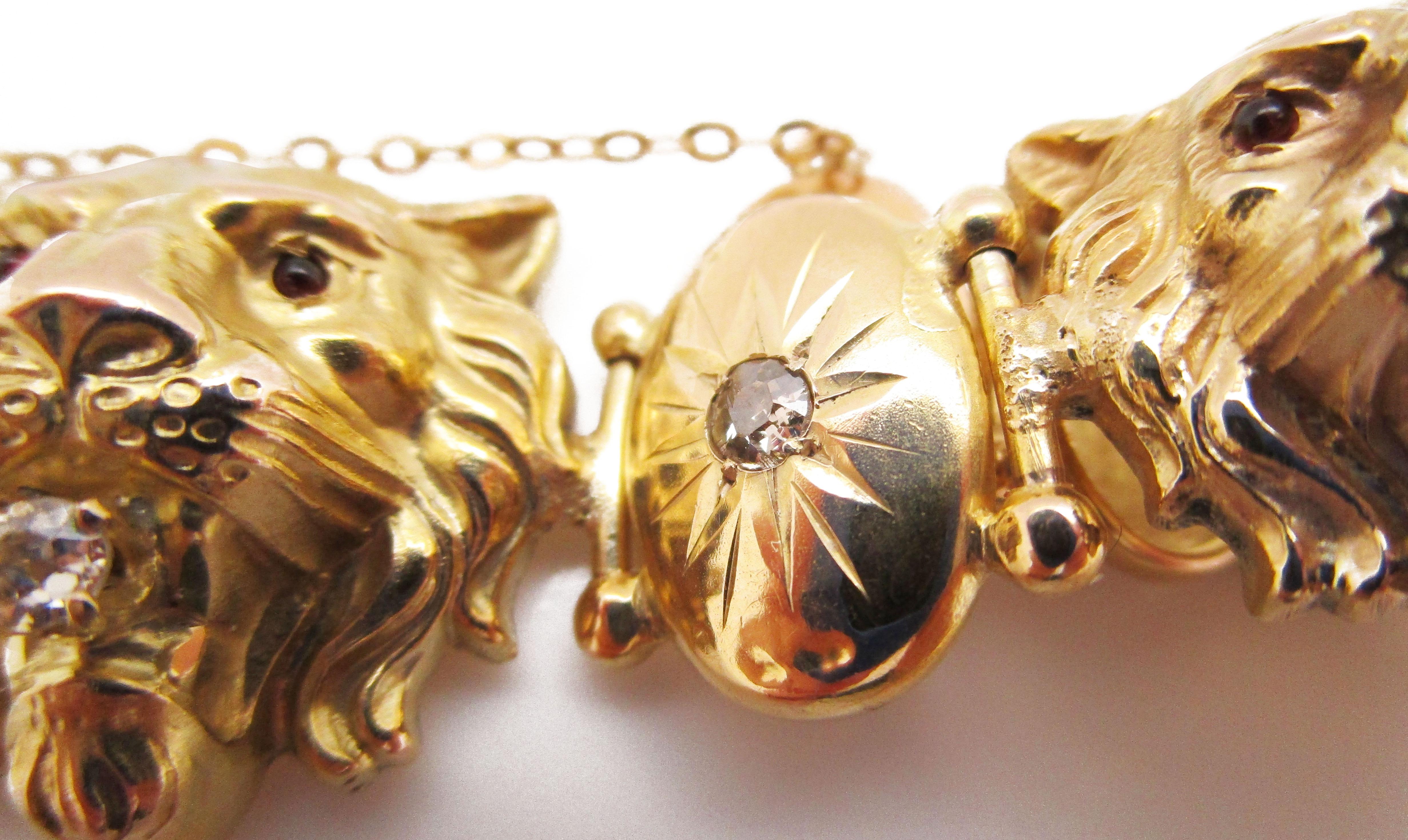 1880 Victorian 14 Karat Yellow Gold Diamond and Red Garnet Lion Bracelet 2
