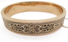 1880 Victorian Enameled 18 Karat Rose Gold Hinged Bangle
