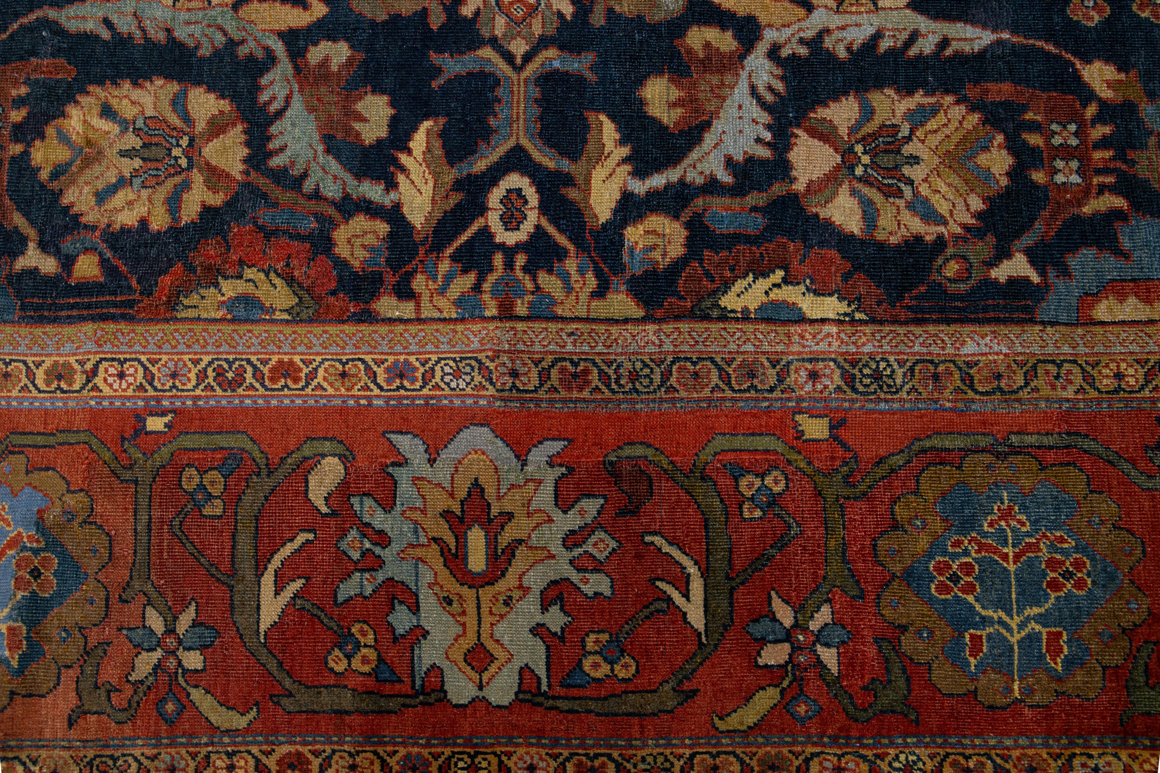 Tapis persan Sultanabad à fleurs anciennes des années 1880 en laine bleu foncé en vente 3