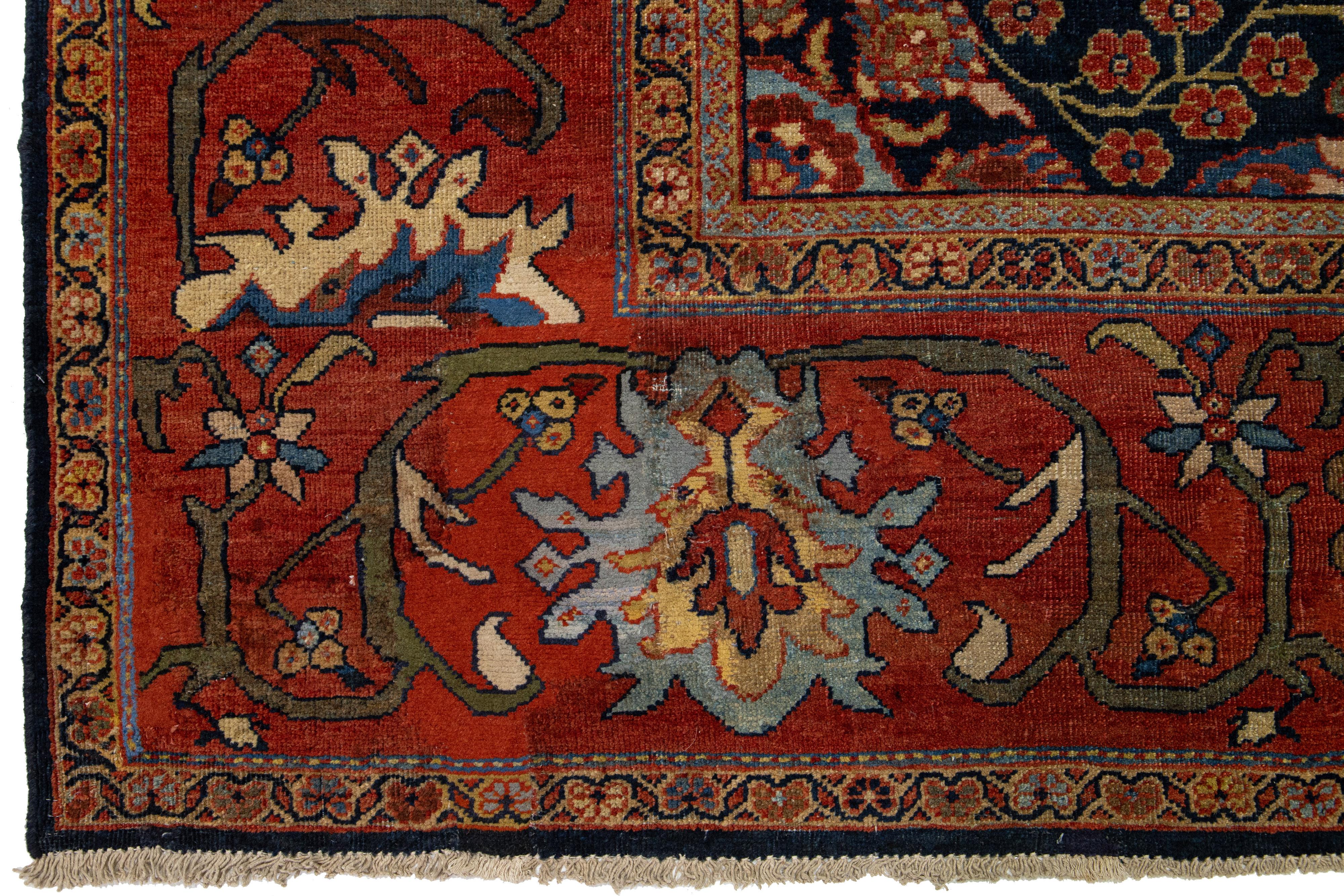 Tapis persan Sultanabad à fleurs anciennes des années 1880 en laine bleu foncé en vente 4