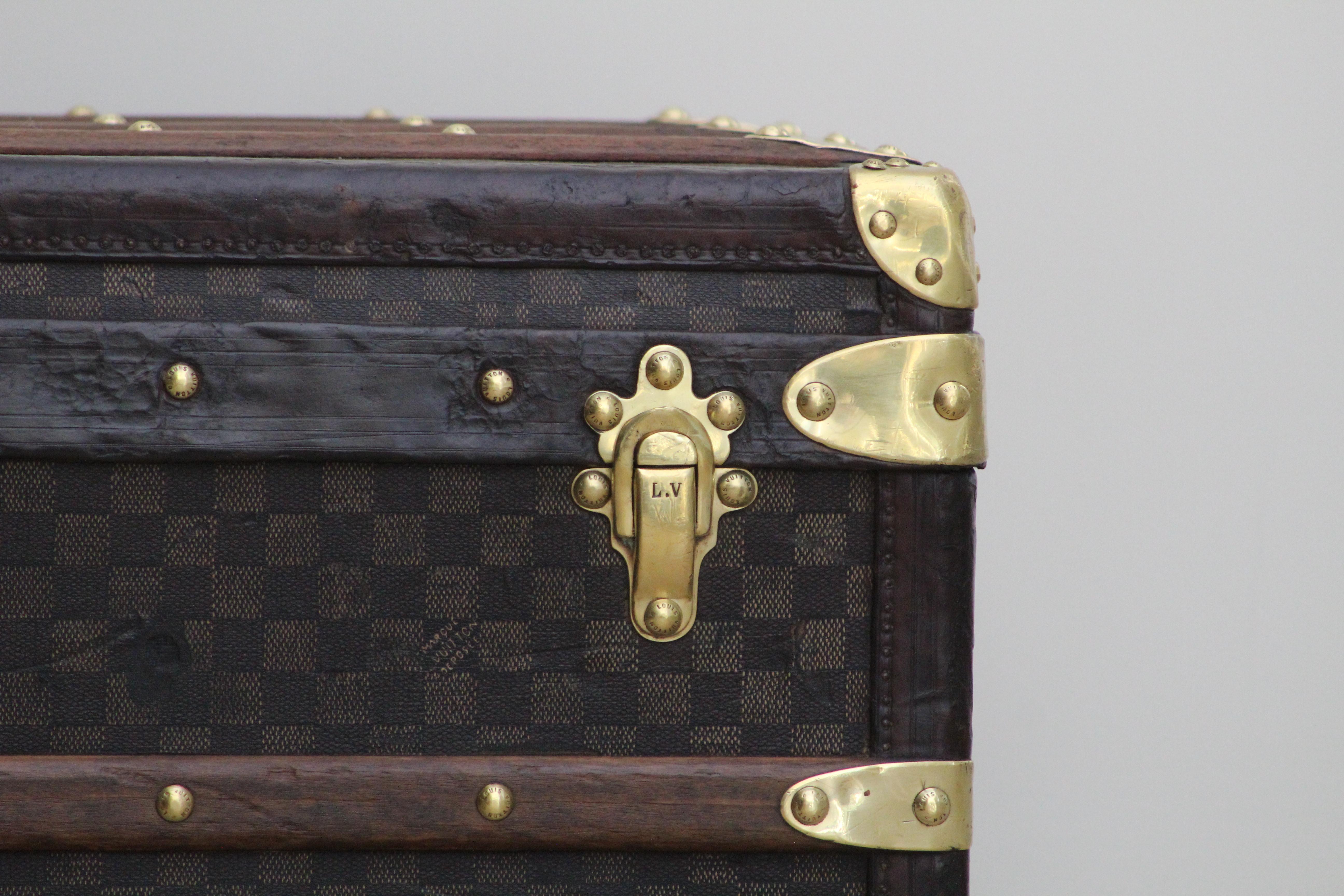  1880s Antique Louis Vuitton Trunk Damier Courier Steamer In Good Condition For Sale In London, GB