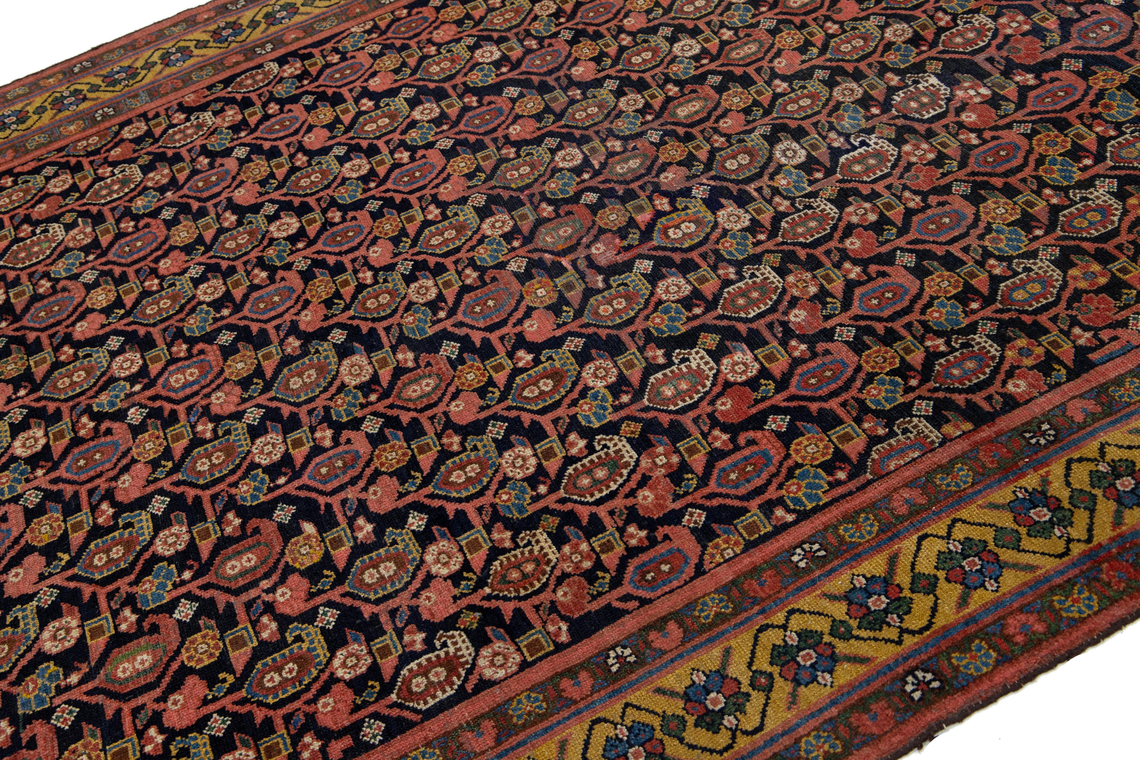 Noué à la main Tapis Malayer Gallery des années 1880, fait à la main en bleu avec motif allovern en vente
