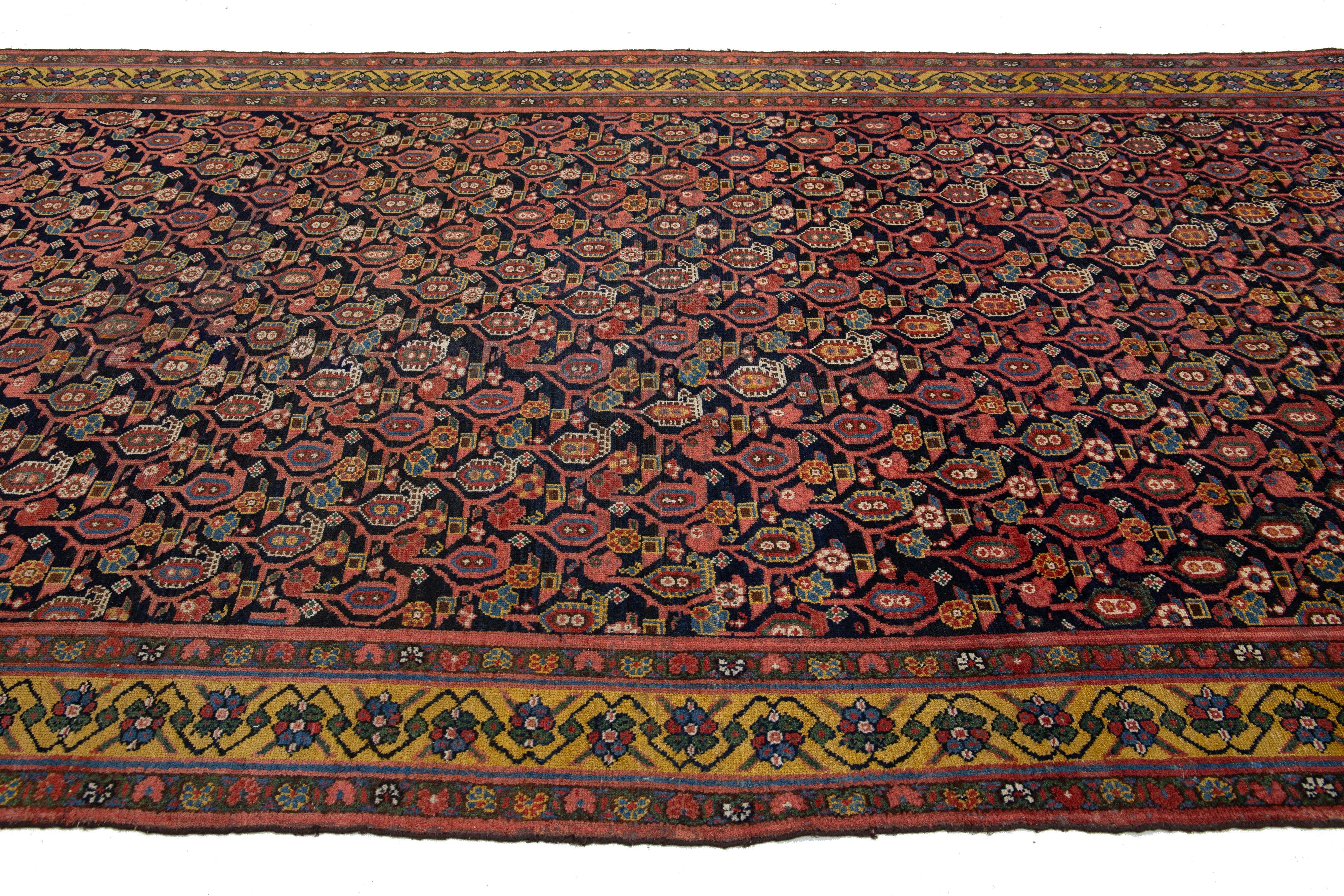 XIXe siècle Tapis Malayer Gallery des années 1880, fait à la main en bleu avec motif allovern en vente
