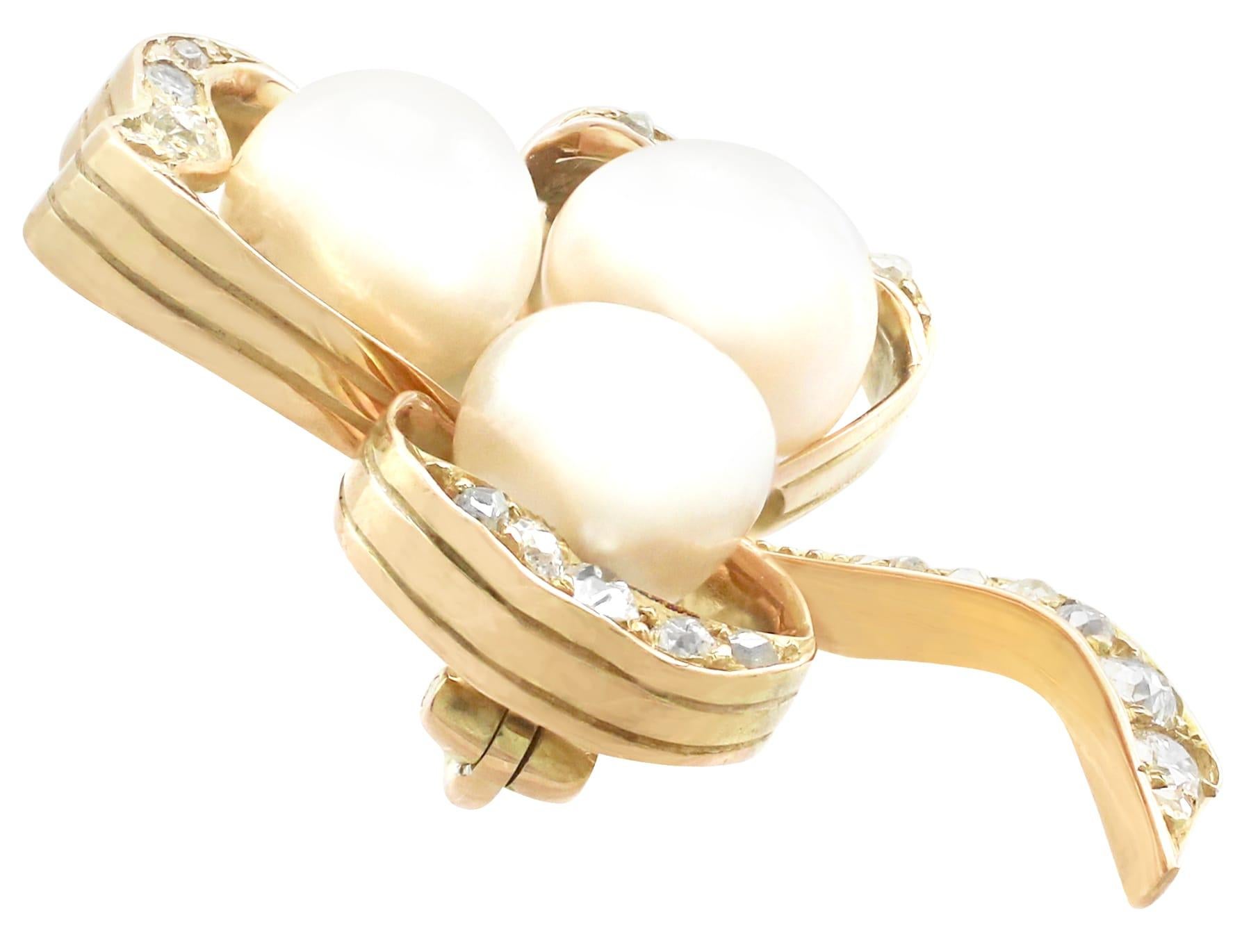 Women's Victorian Pearl and 1.05 Carat Diamond Yellow Gold Clover Brooch For Sale