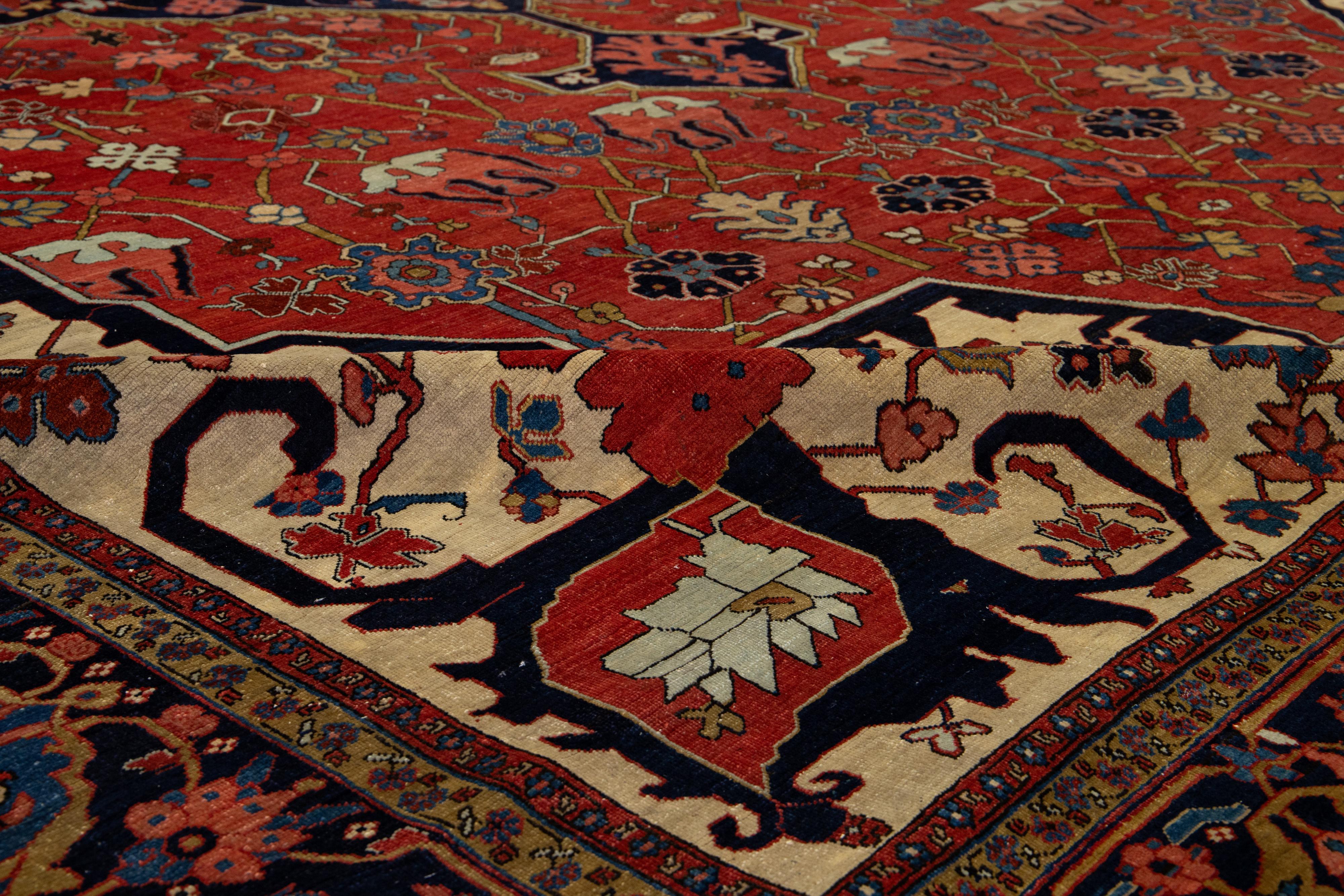 XIXe siècle Tapis persan ancien Heriz en laine rouge avec motif de médaillon, années 1880 en vente