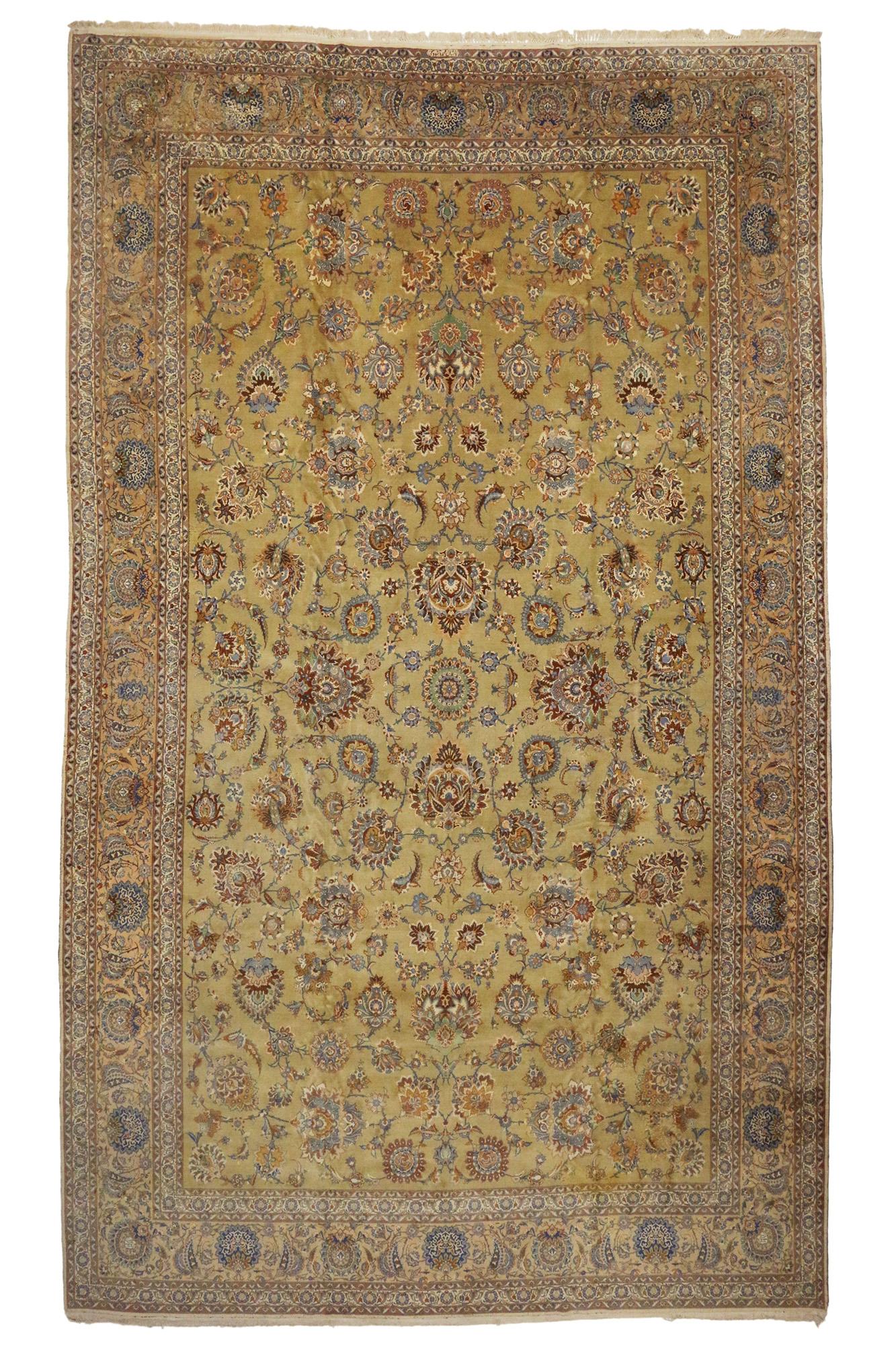 1880s Antique Persian Kashan Rug, Biophilic Design Meets Earth-Tone Elegance In Good Condition For Sale In Dallas, TX