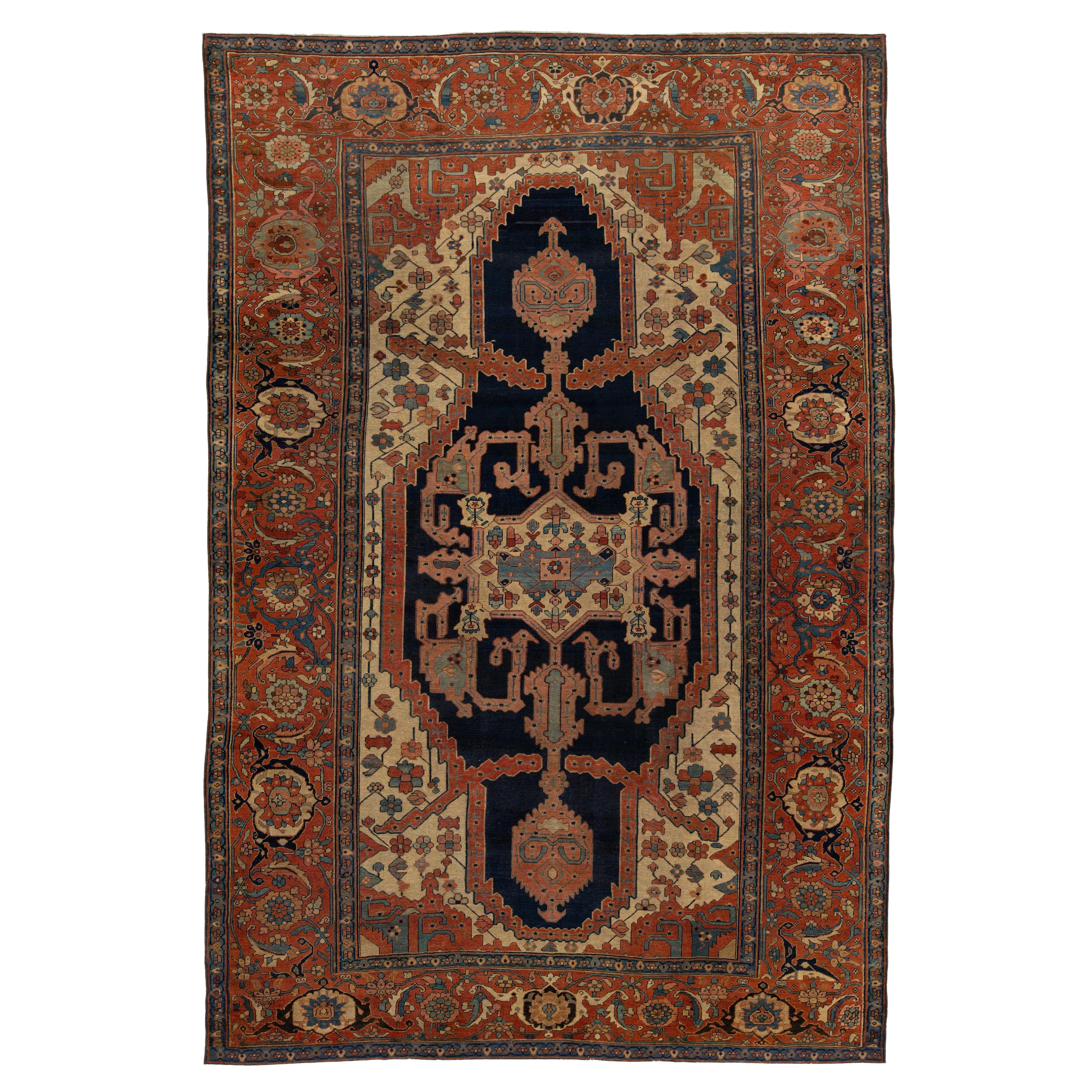Antiker persischer Serapi-Teppich aus blauer Wolle mit Medaillon-Design aus den 1880er Jahren im Angebot
