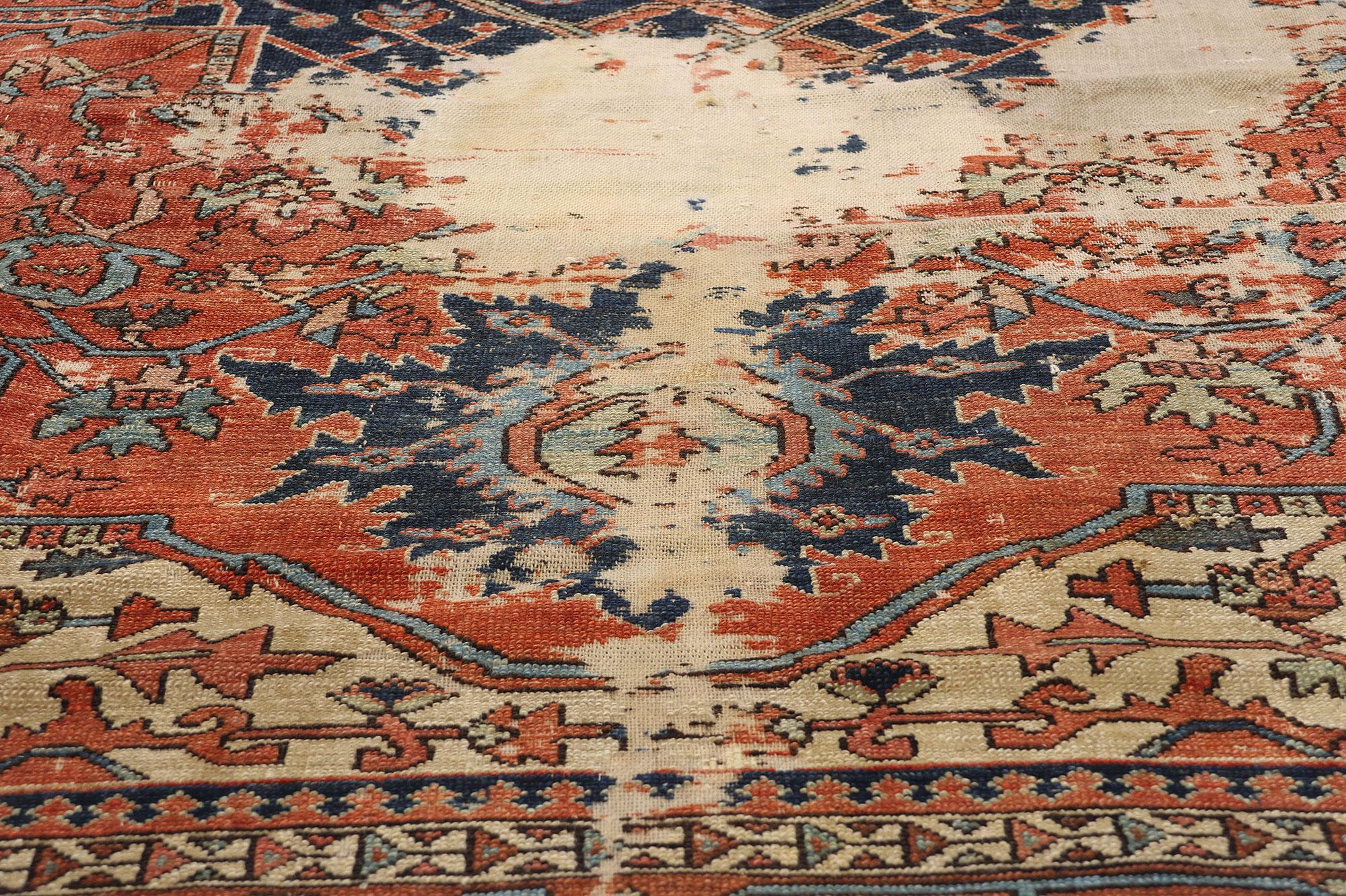 Laine Tapis persan Serapi ancien des années 1880 avec style traditionnel en vente