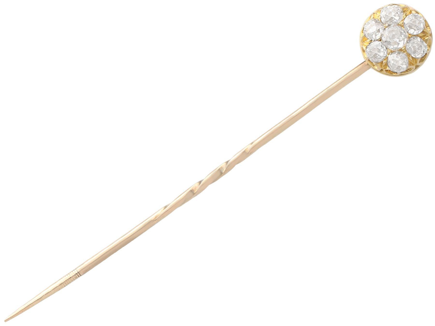 Round Cut 1880s Antique Victorian 1.12 Carat Diamond and Yellow Gold Dress Ring Pin For Sale