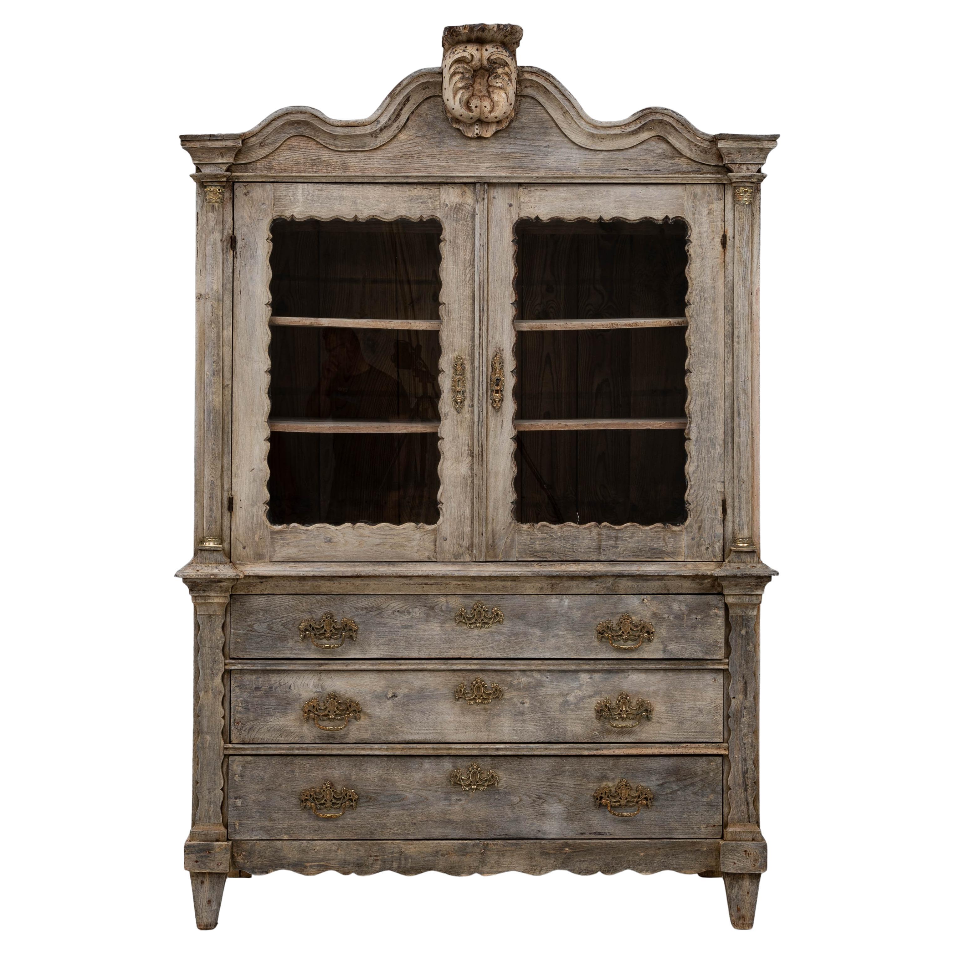 1880s Belgian Louis XVI-Style Oak Vitrine with Glass Doors, Antique