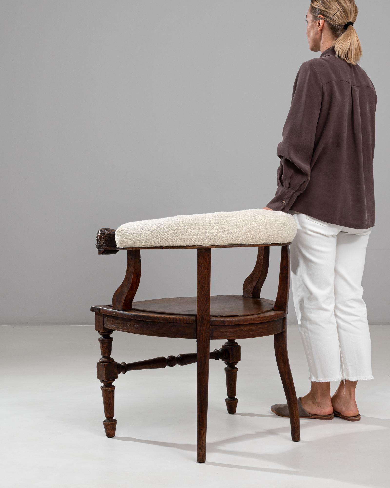 Belgischer Regency-Sessel aus Holz mit geschnitzten Löwenköpfen aus den 1880er Jahren im Angebot 2