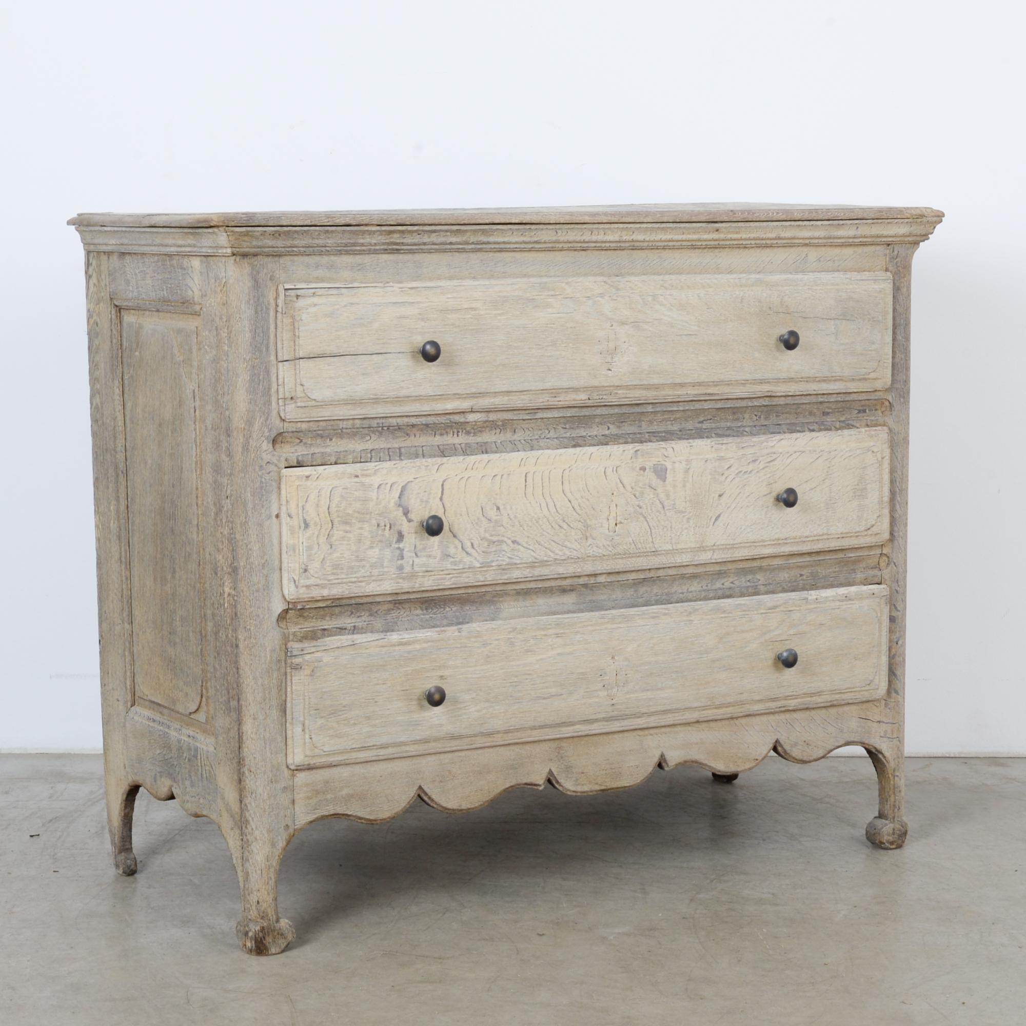 French Provincial 1880s Bleached Oak Chest of Drawers