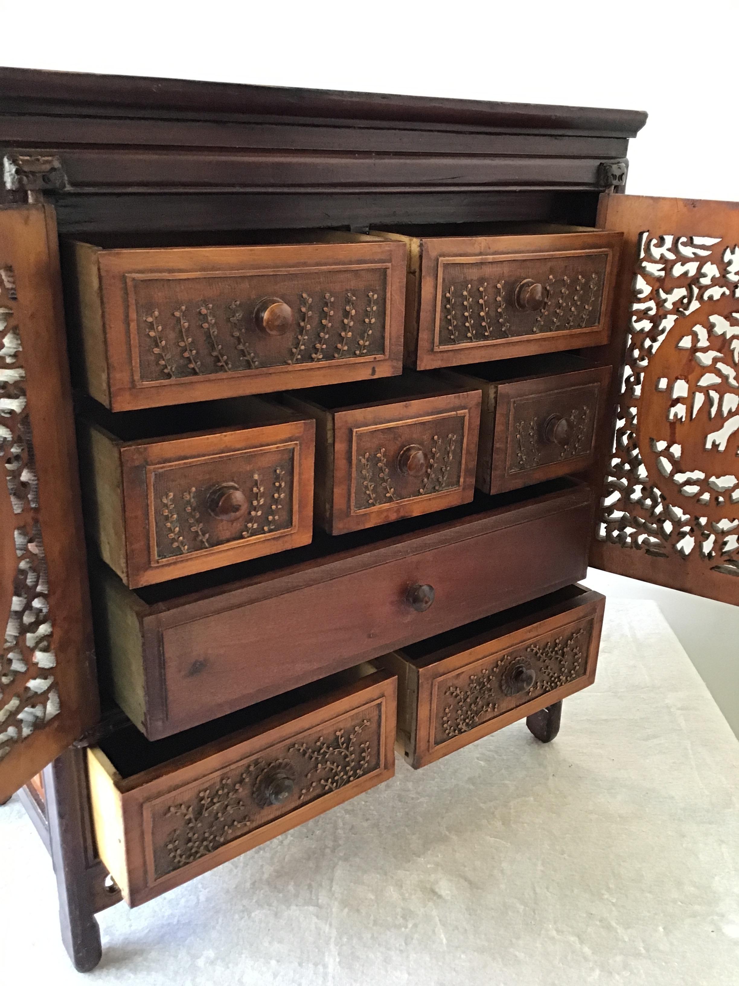 1880s Asian Carved Wood Box with Drawers For Sale 3
