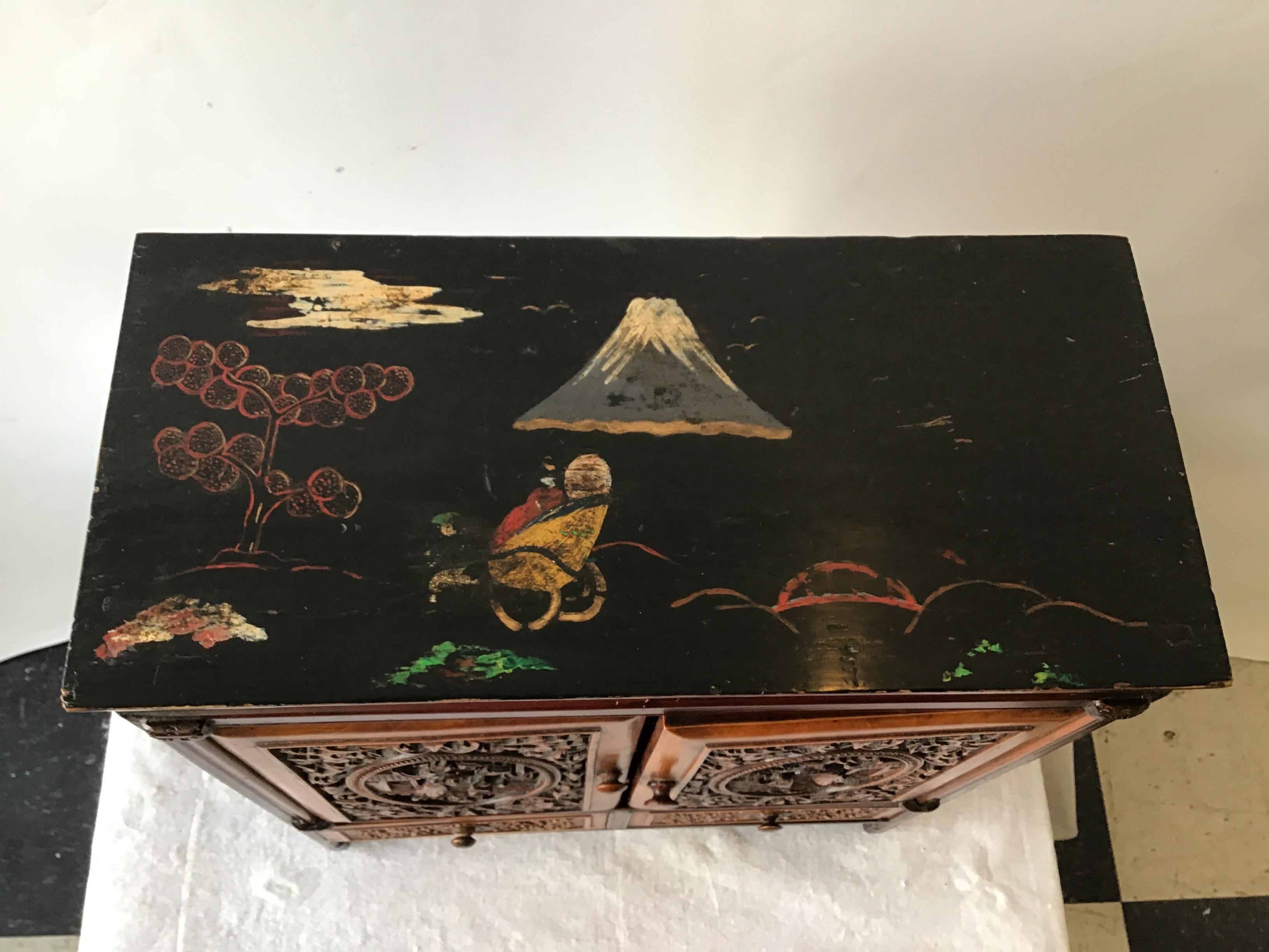 1880s Asian Carved Wood Box with Drawers For Sale 4