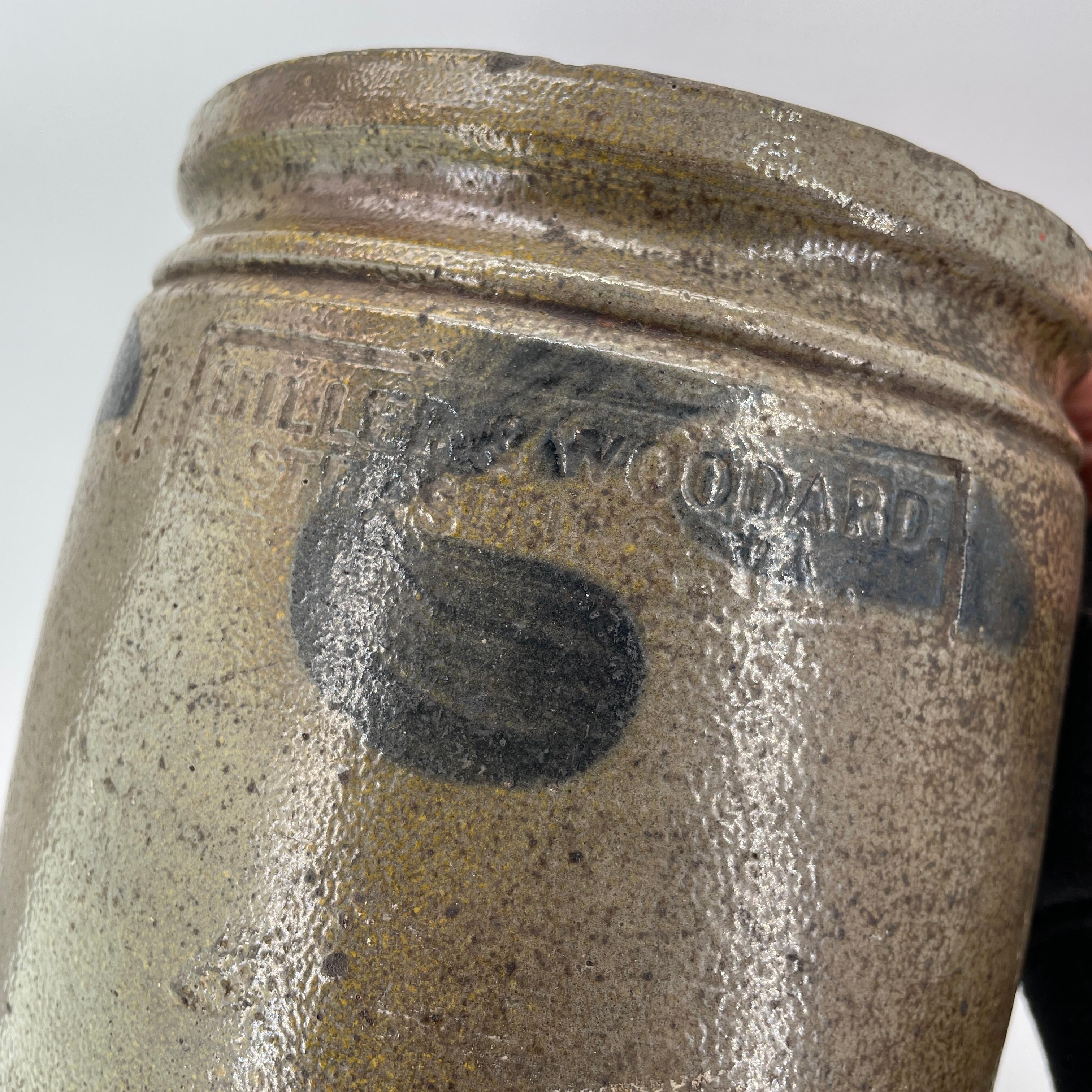 Americano Brocca in gres salato decorato del 1880 con timbro 1 MILLER & WOODARD STRASBURG VA in vendita