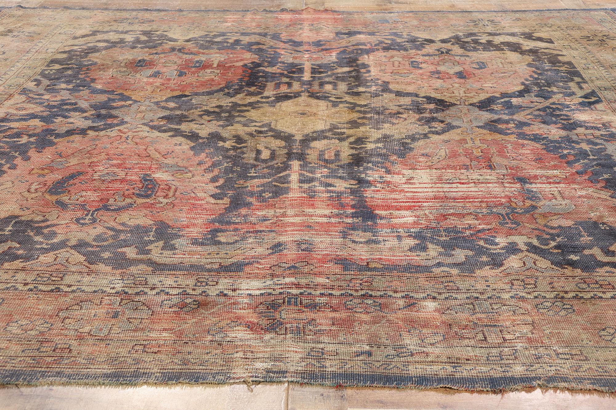 Tappeto Oushak antico turco invecchiato del 1880, 09'05 x 09'11 in vendita 1