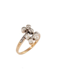 1880s English Pearl Diamond 18k Gold Double Trefoil Ring