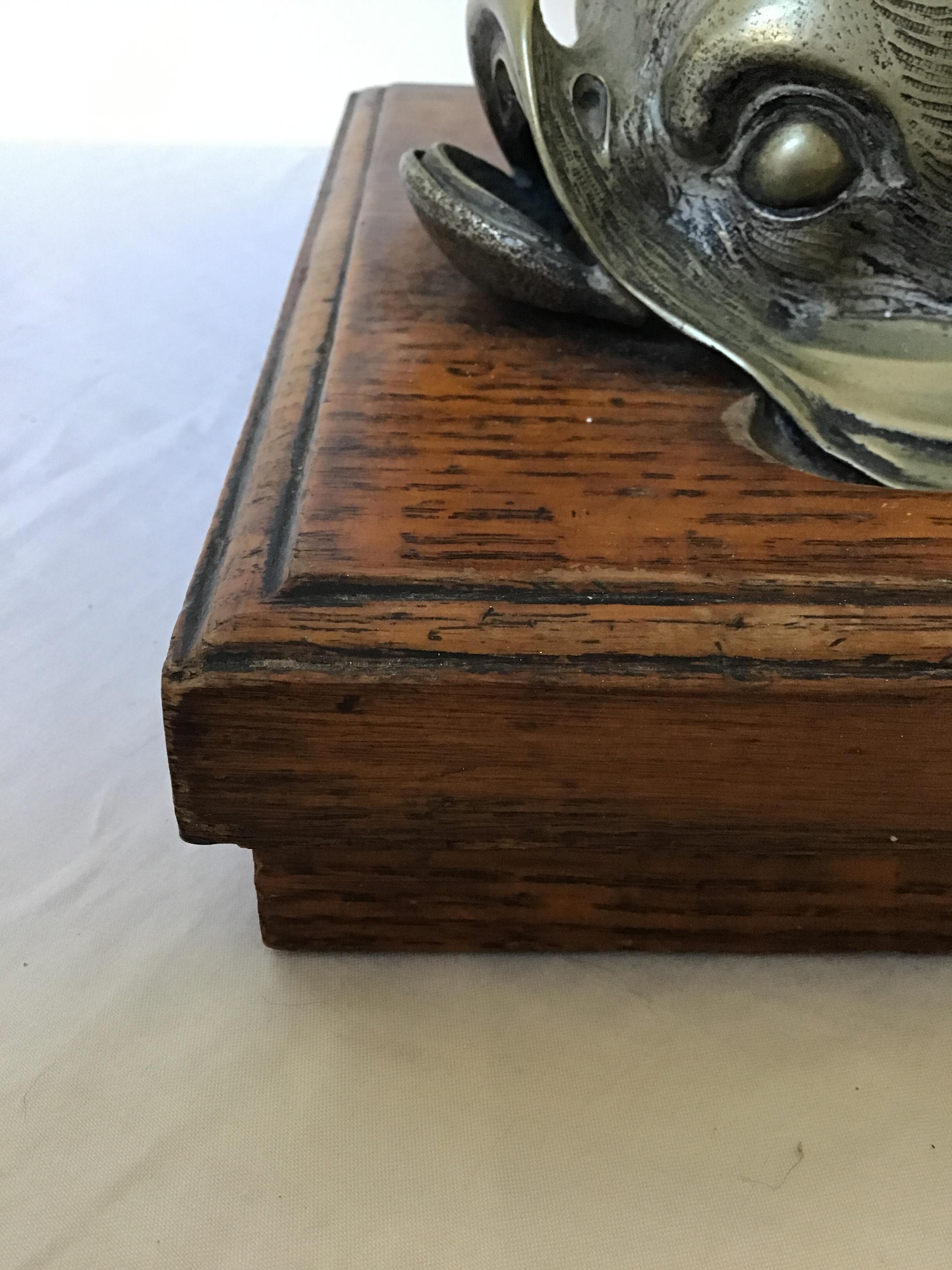 1880s English Ram Horn and Silver Plate Dolphin Inkwell 7