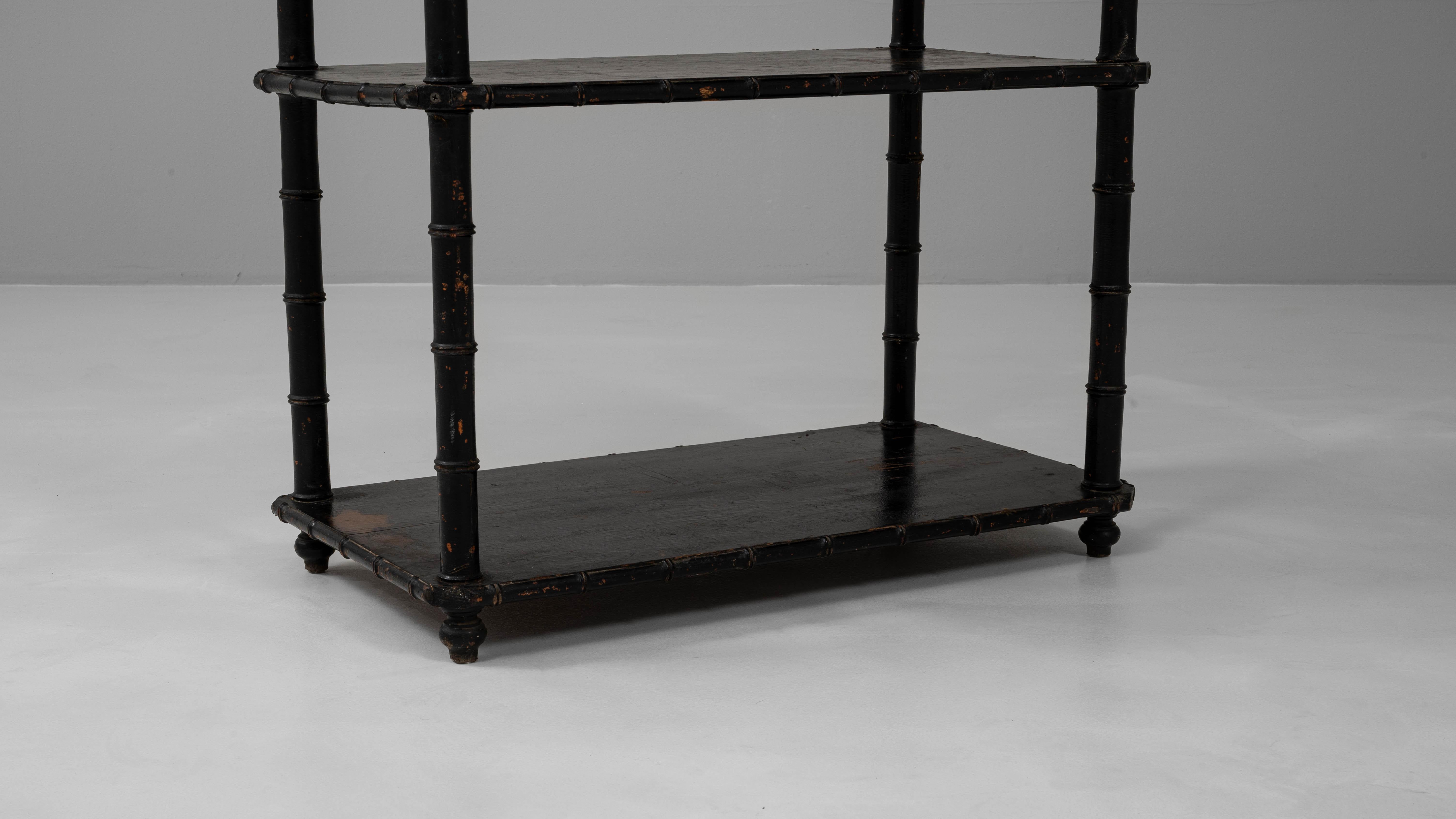 Scaffale francese in legno patinato nero del 1880 in vendita 2