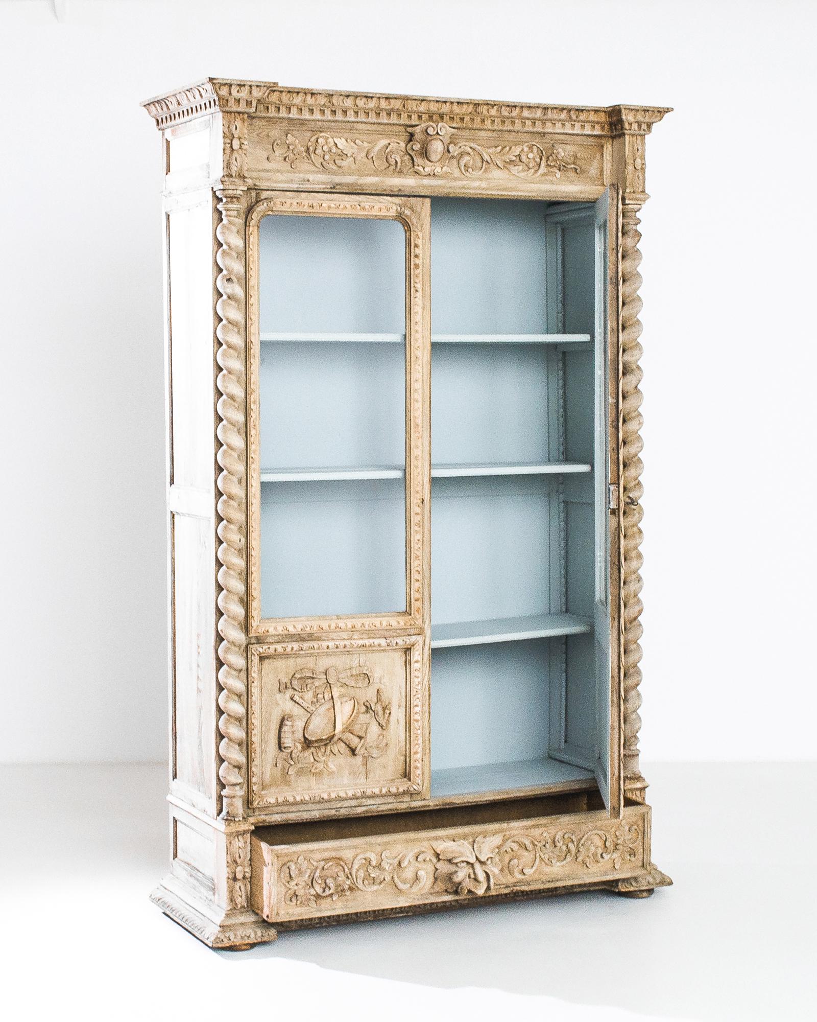 1880s French Bleached Oak Vitrine 2