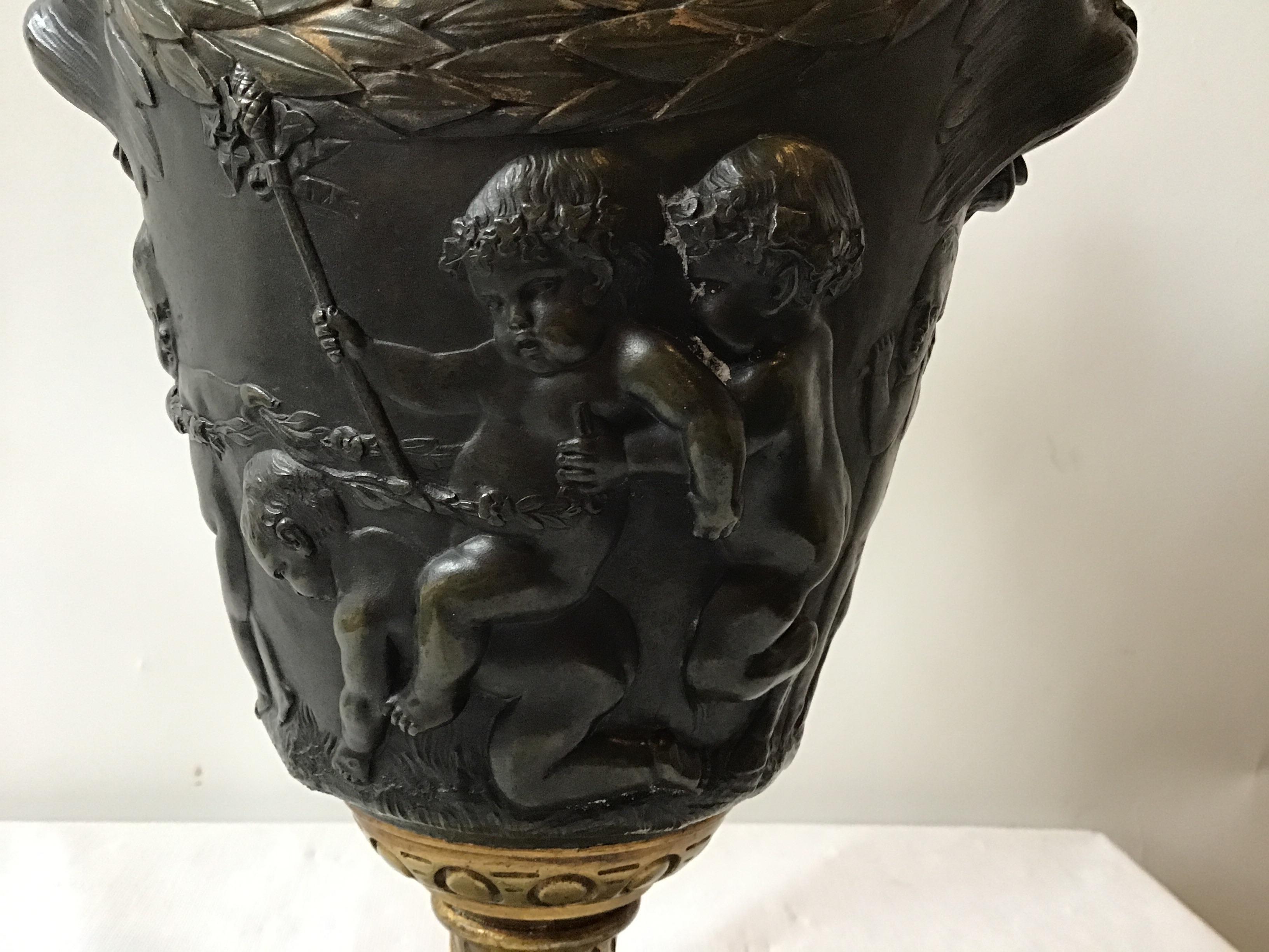 1880s French Bronze Classical Urn For Sale 10