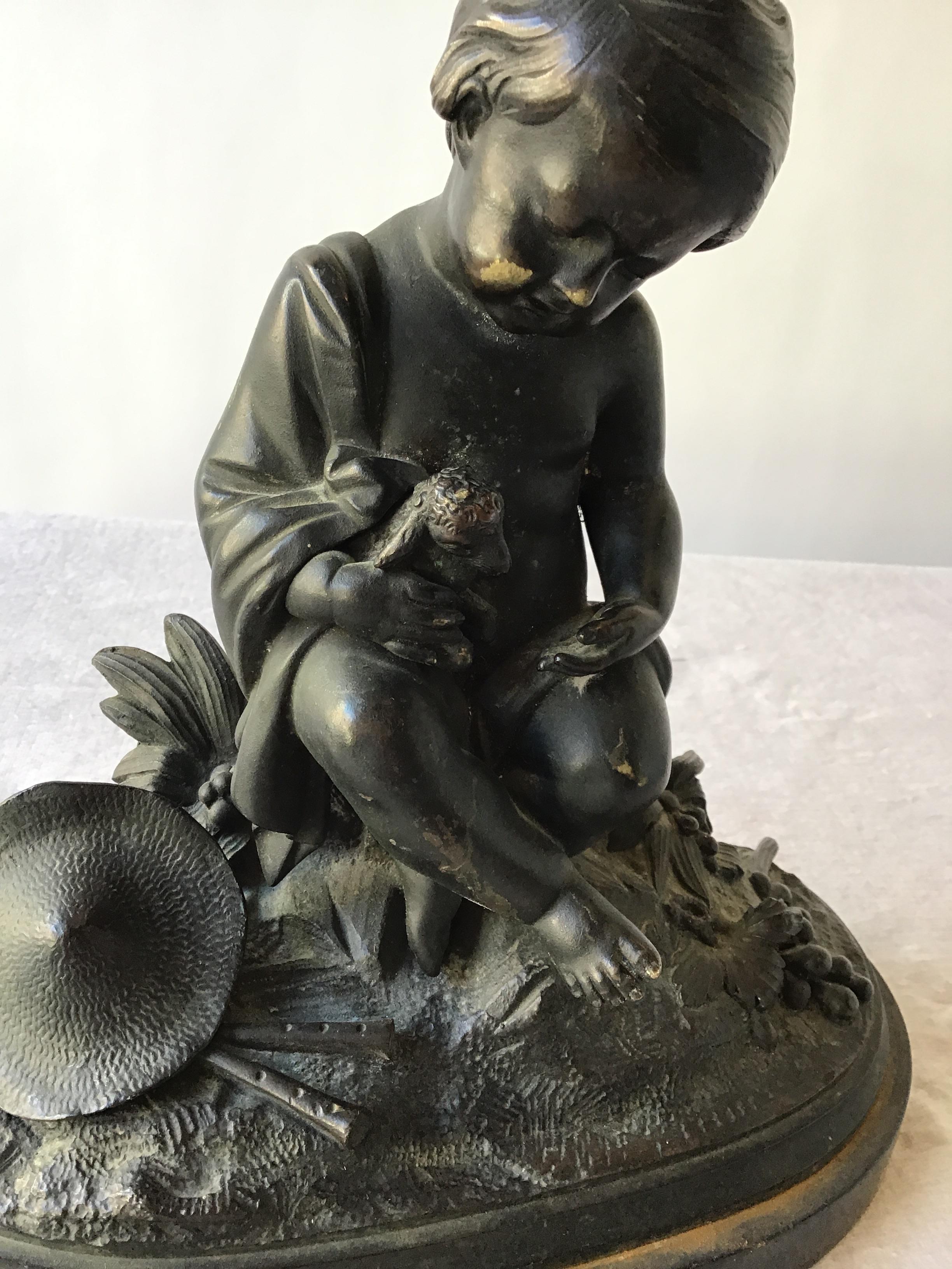 1880er Jahre Französische Bronze eines Jungen und eines kleinen Lammes im Angebot 3