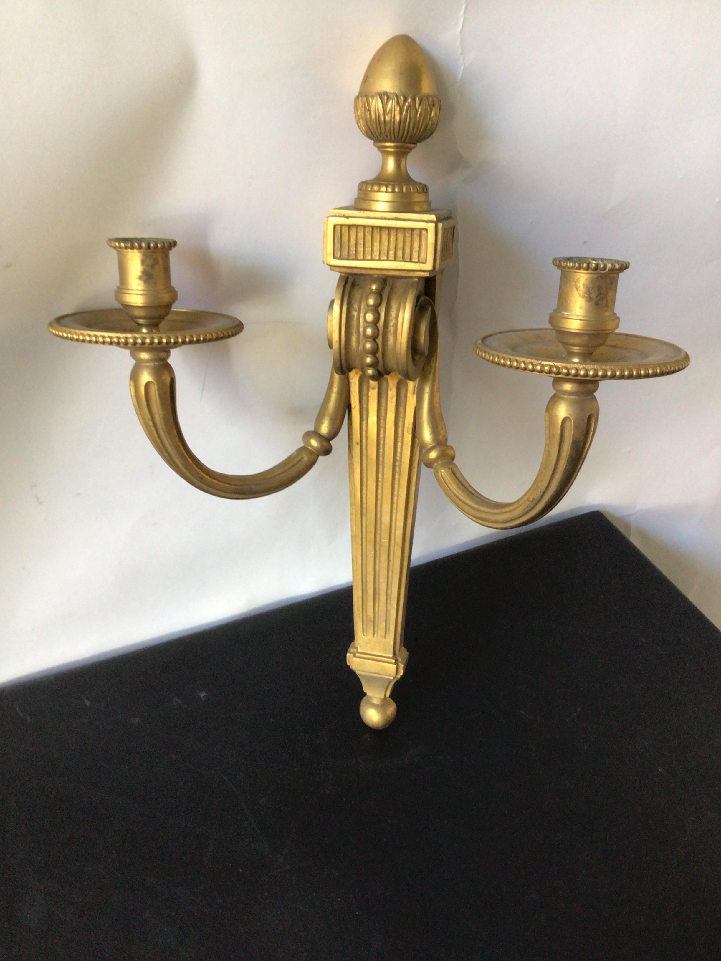 Sconcese classiche francesi in bronzo dorato del 1880 in vendita 7