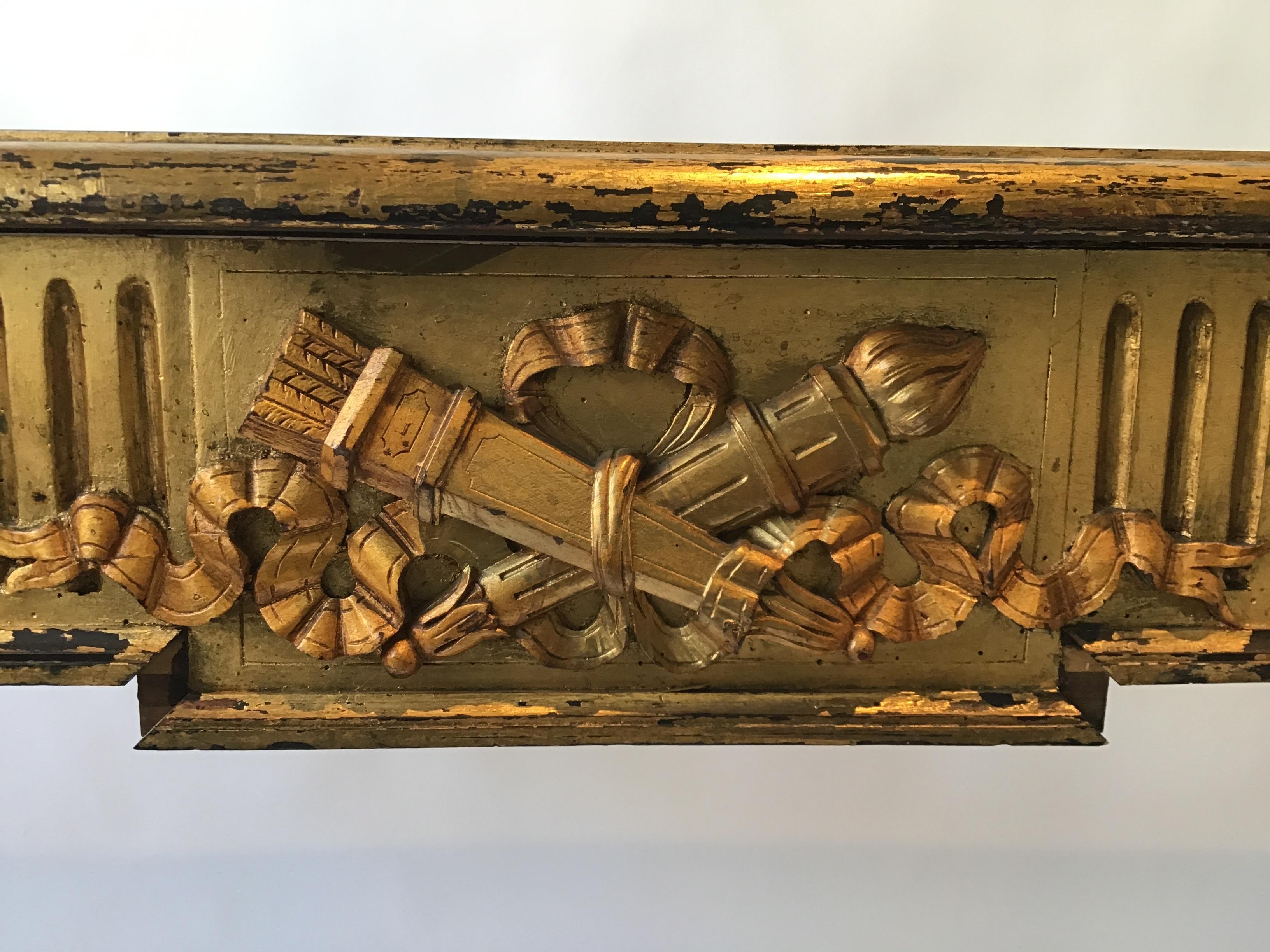 Console française en bois doré des années 1880 en vente 4