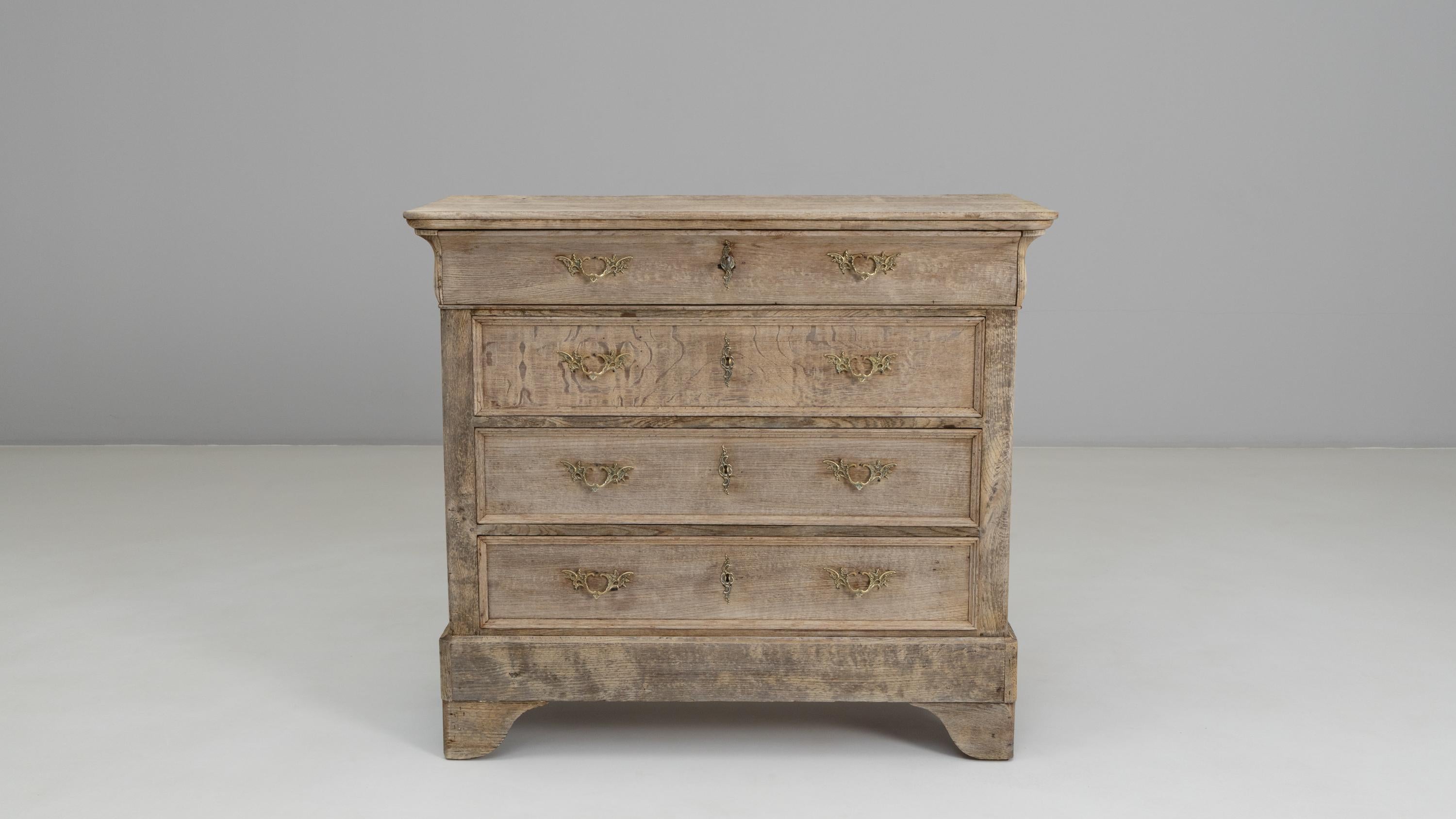 XIX secolo 1880s French Gustavian Chest of Drawers in vendita