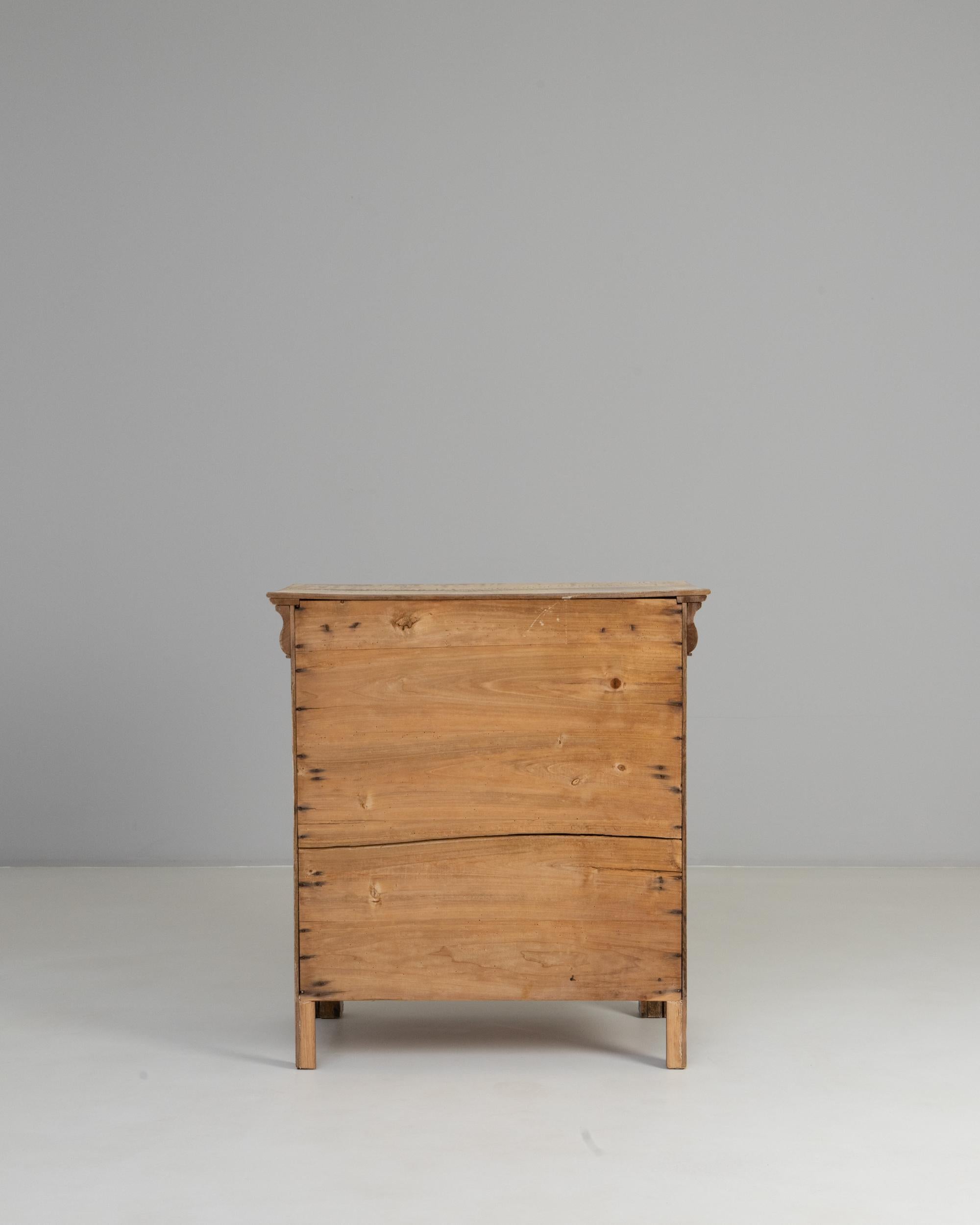 1880s French Gustavian Oak Chest of Drawers in vendita 7