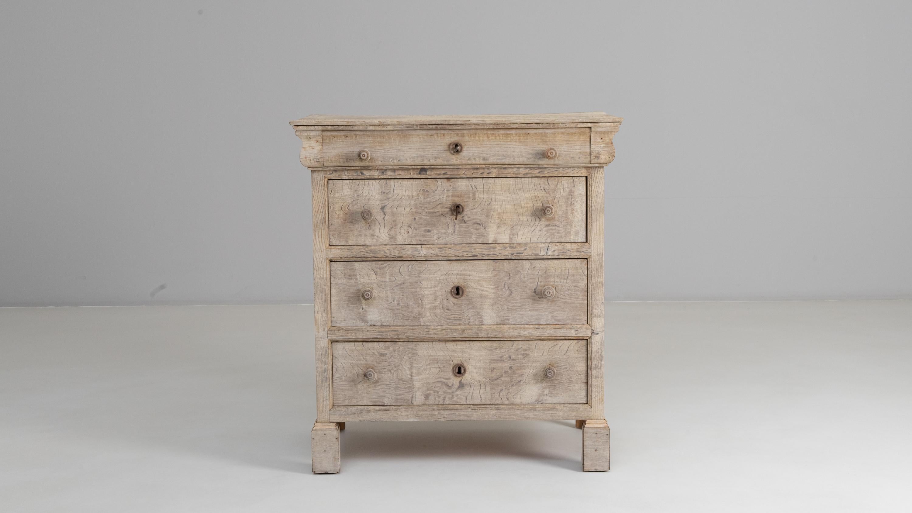 XIX secolo 1880s French Gustavian Oak Chest of Drawers in vendita