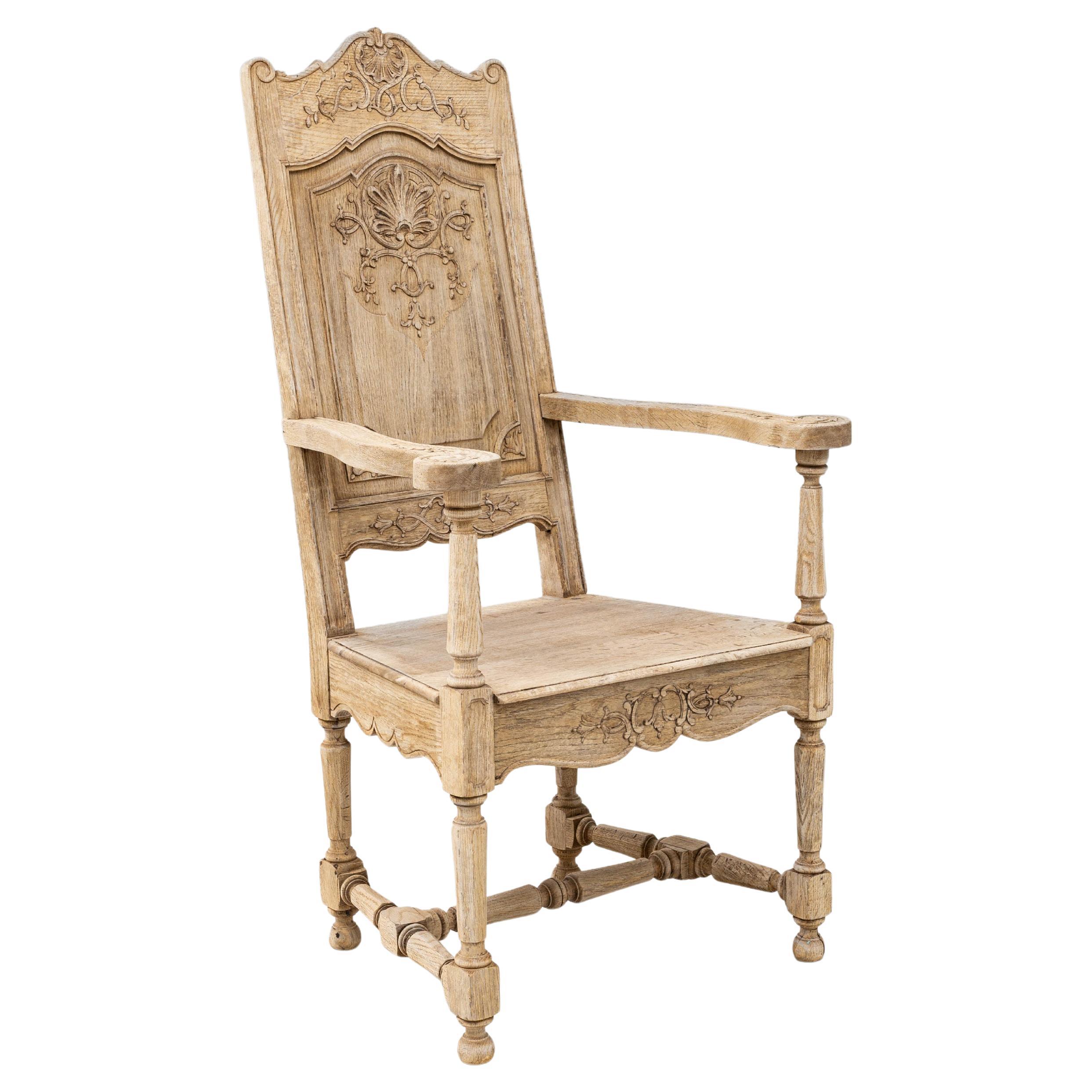 Poltrona trono francese in Oak intagliata a mano del 1880