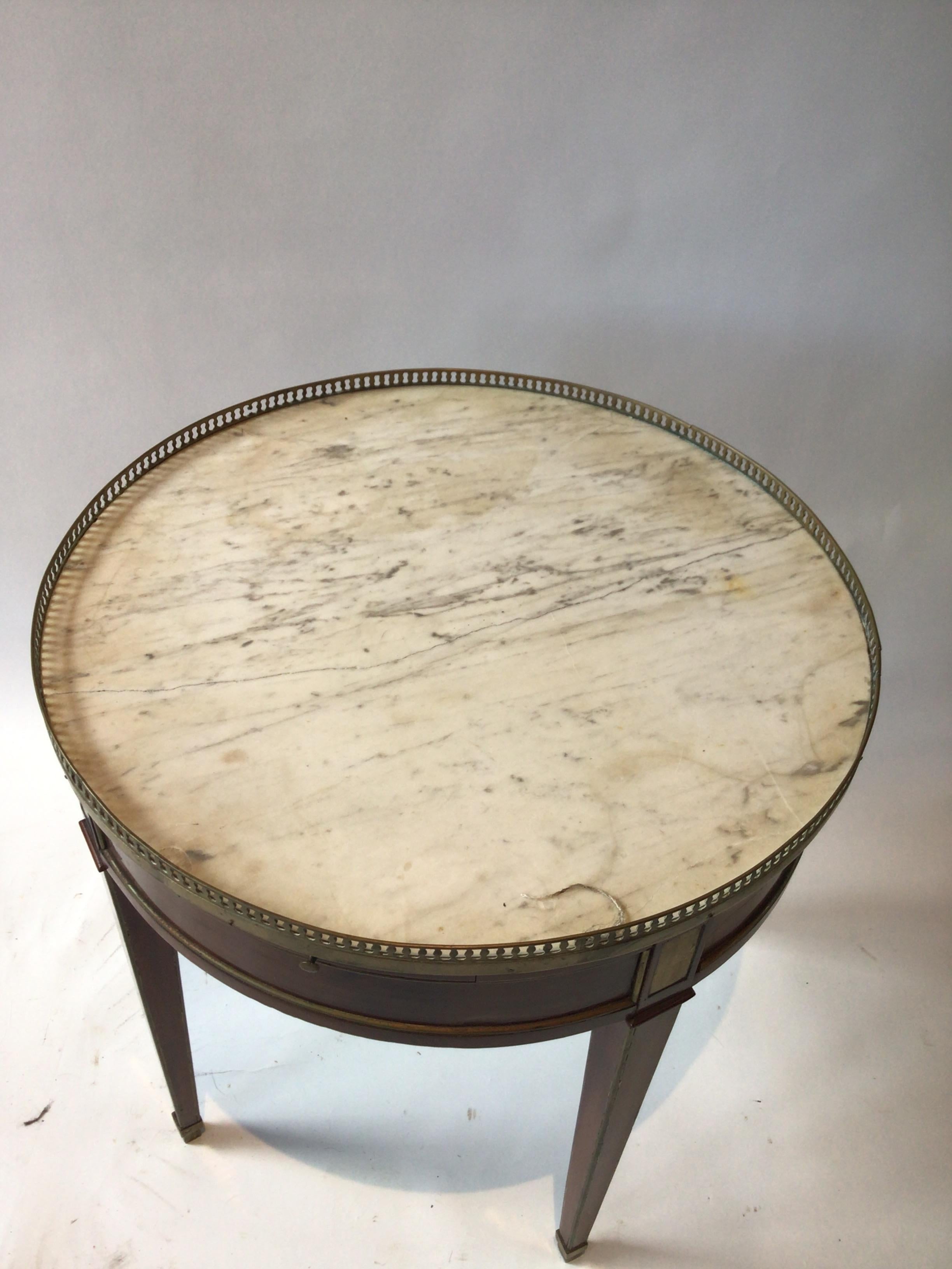 1880s French Marble Top Side Table In Good Condition In Tarrytown, NY