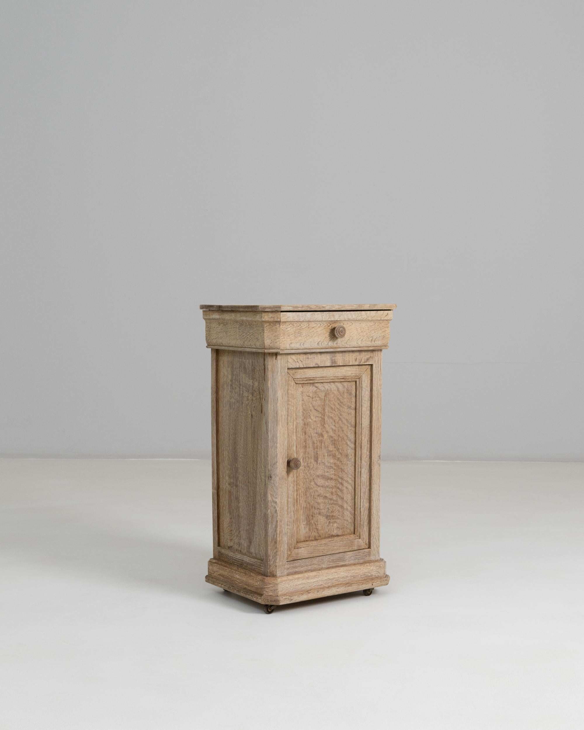 1880s French Oak Bedside Table For Sale 3