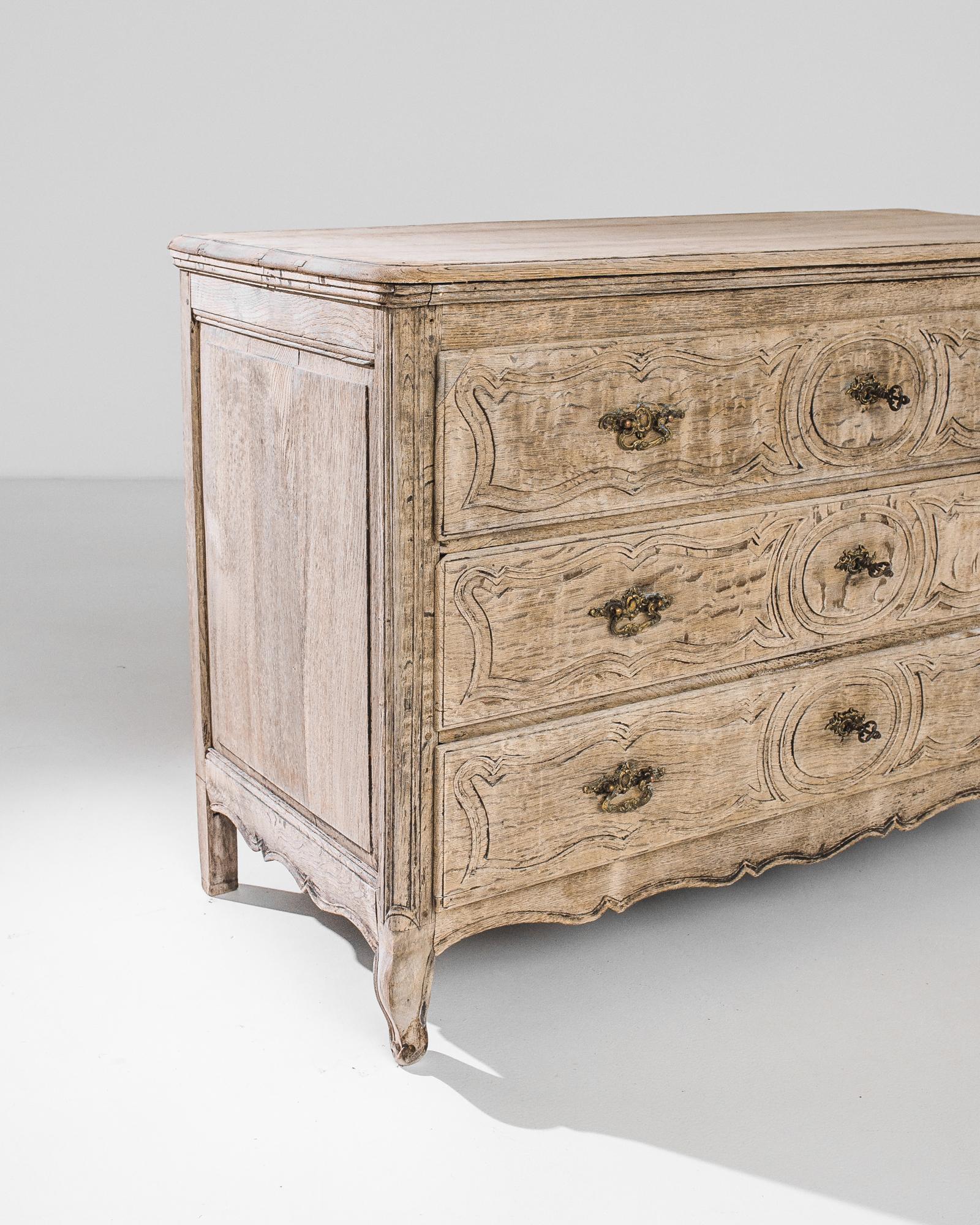 1880s French Oak Chest of Drawers 1