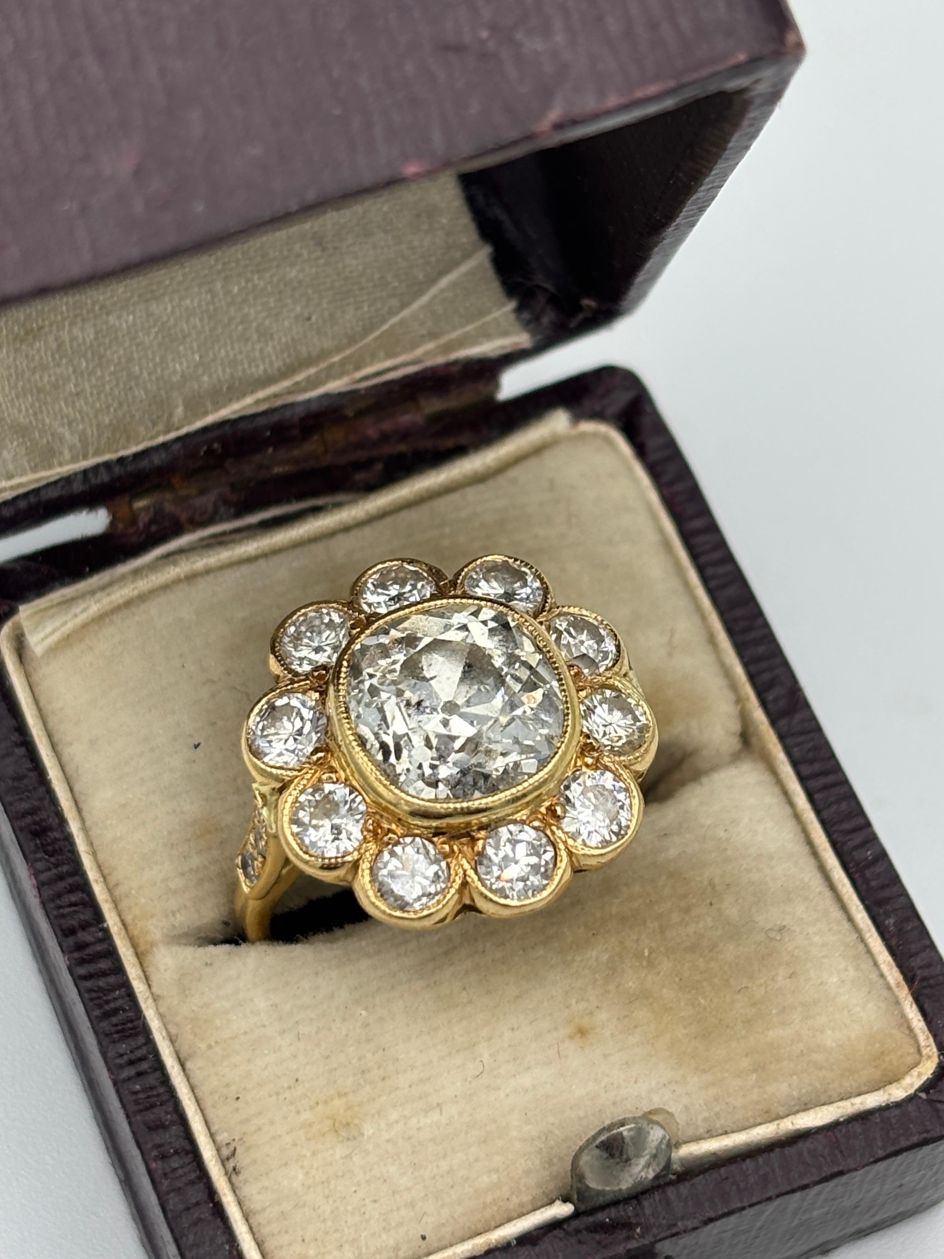 1880's French Old Mine cut floral diamond ring For Sale 3