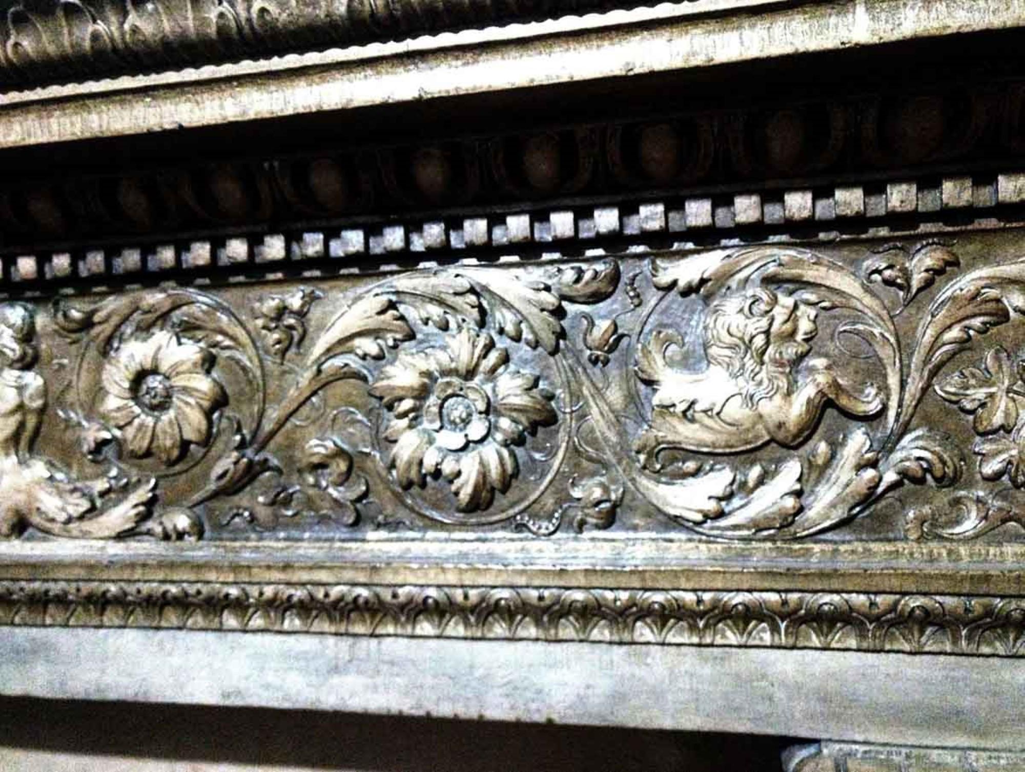 1880s French Ornate Tan Hand Carved Limestone Mantel with Lions and Centaur In Good Condition In New York, NY