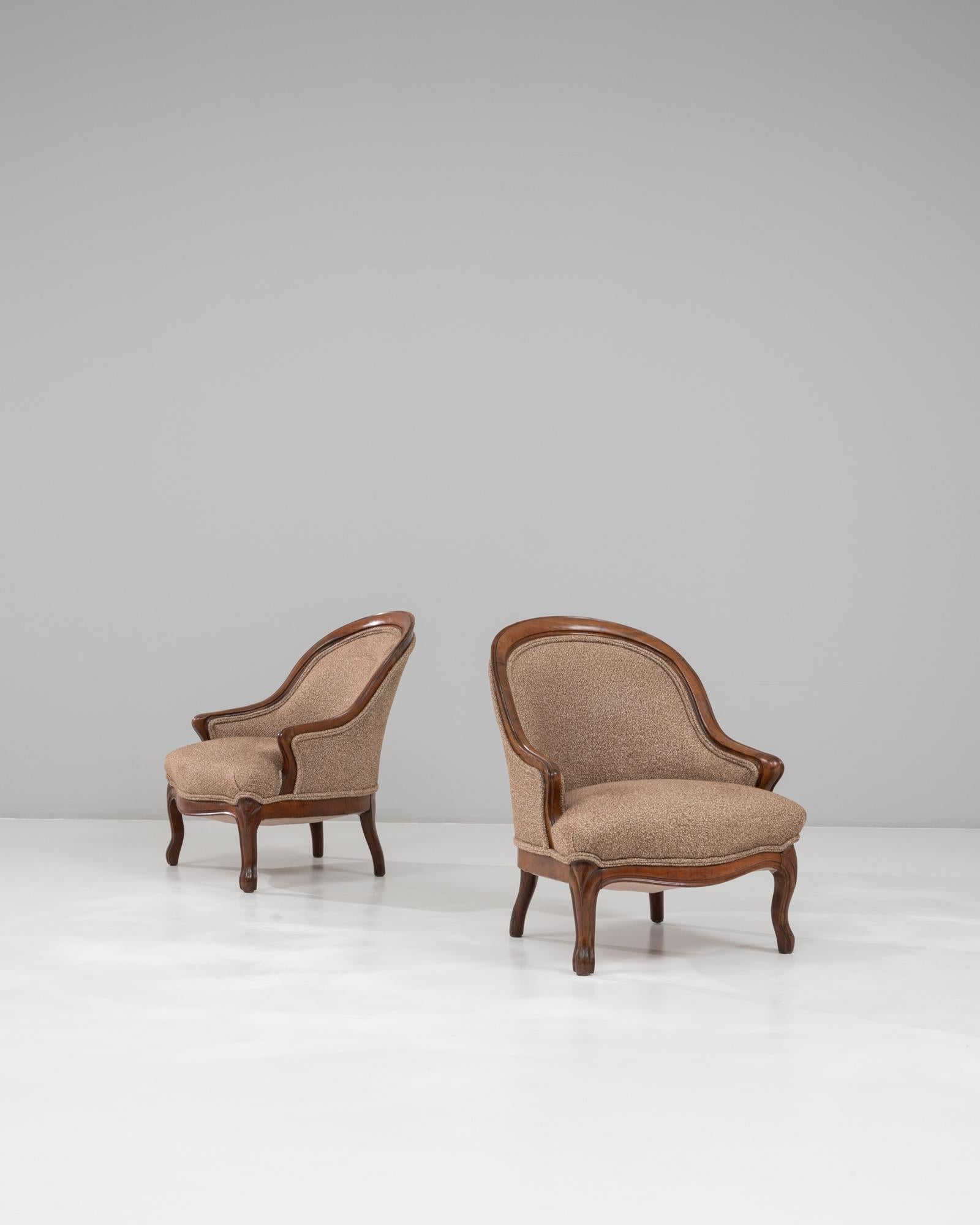 19th Century 1880s French Pair of Louis Philippe Bergère Chairs with Curved Frames For Sale