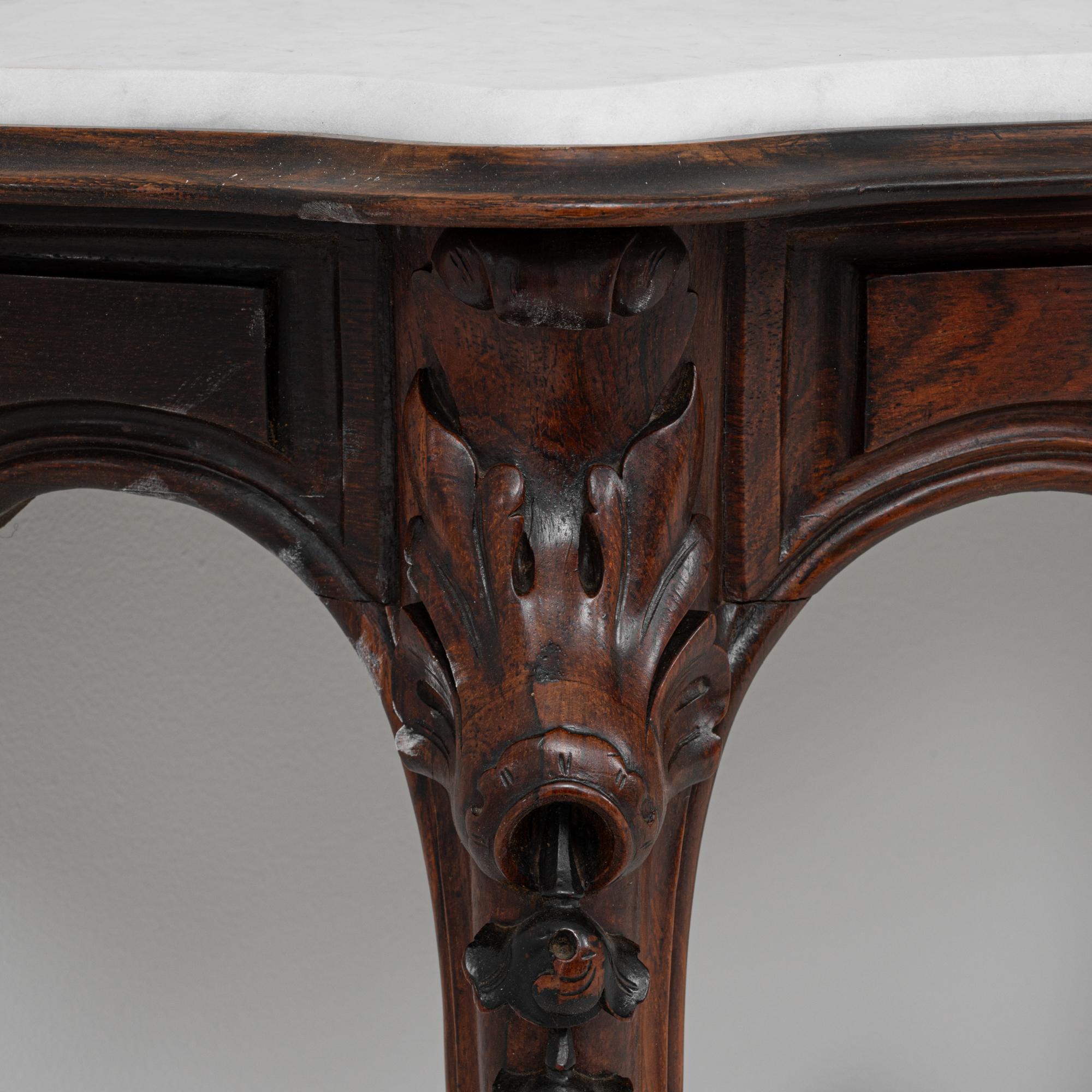 Coppia di tavoli da console in legno del 1880 con piani in marmo in vendita 2