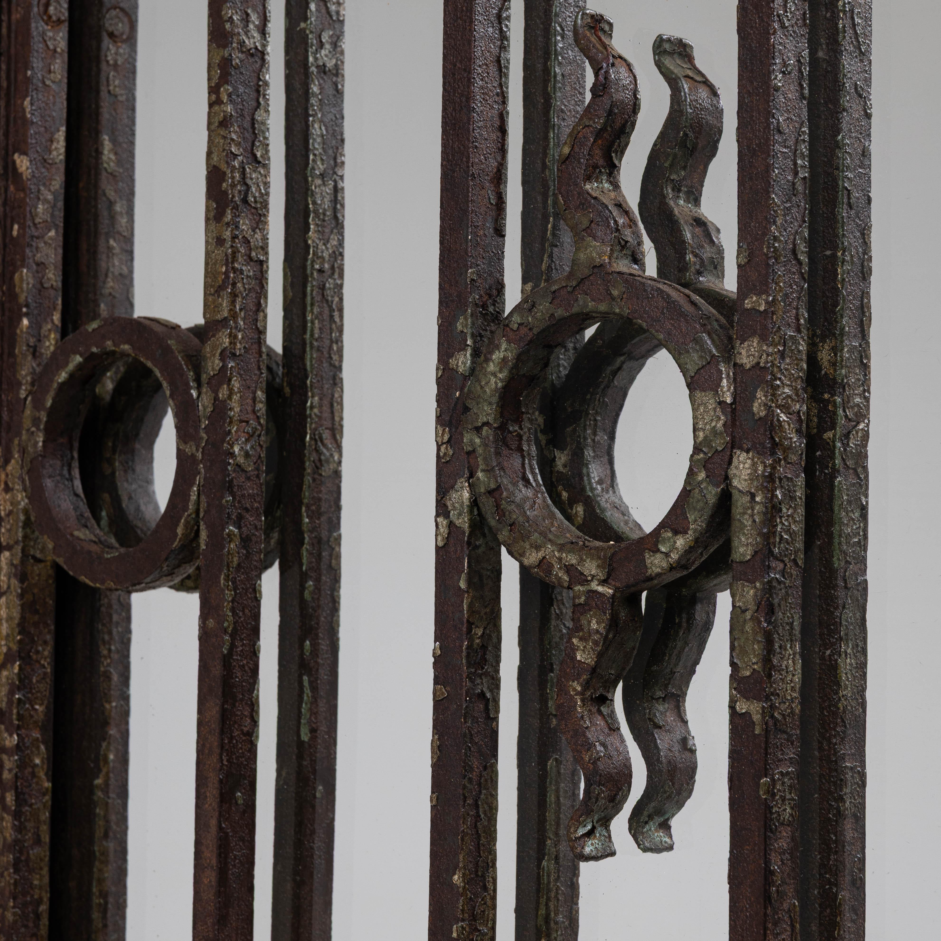Coppia di porte in legno con specchi del 1880 in Francia in vendita 4