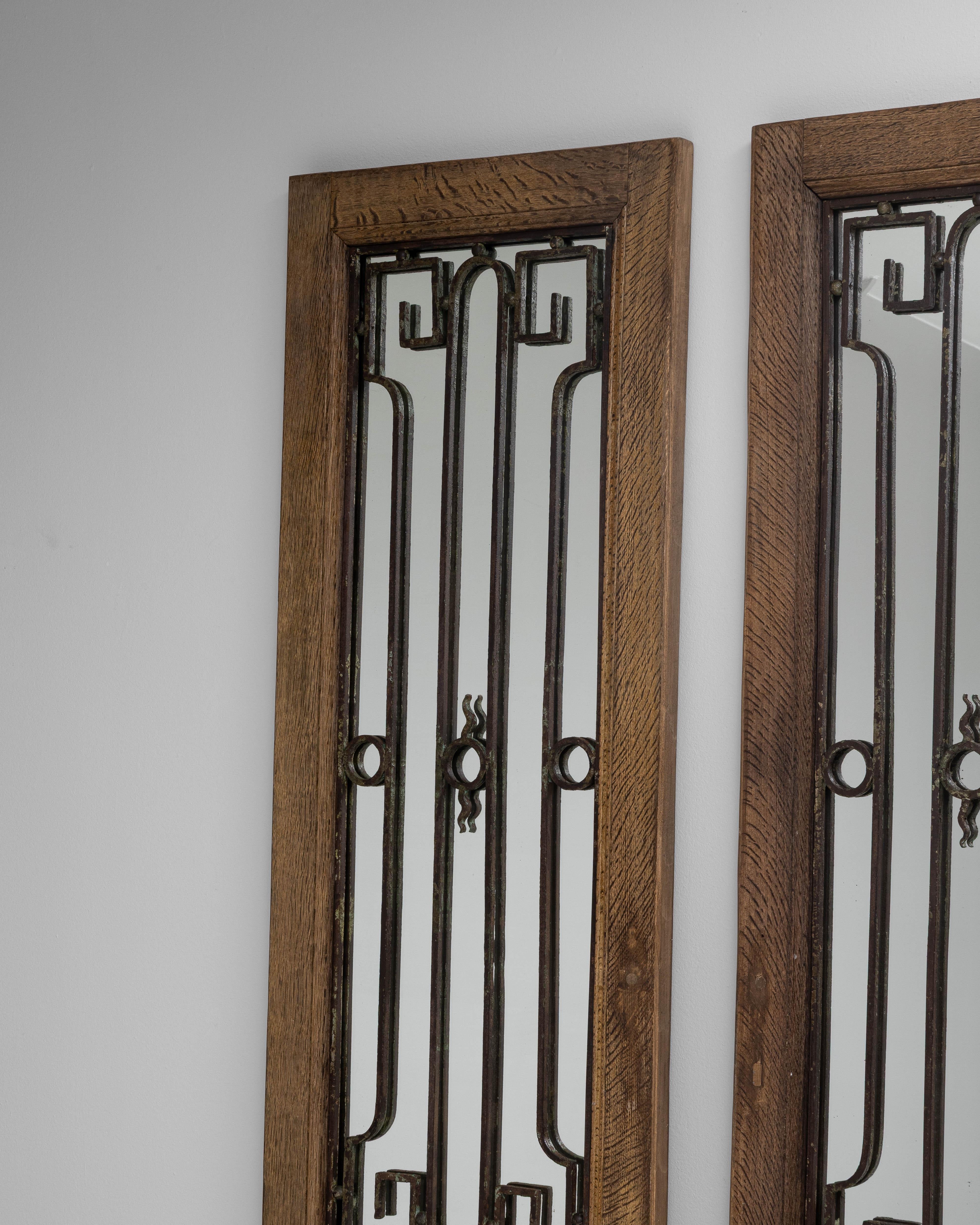 XIX secolo Coppia di porte in legno con specchi del 1880 in Francia in vendita