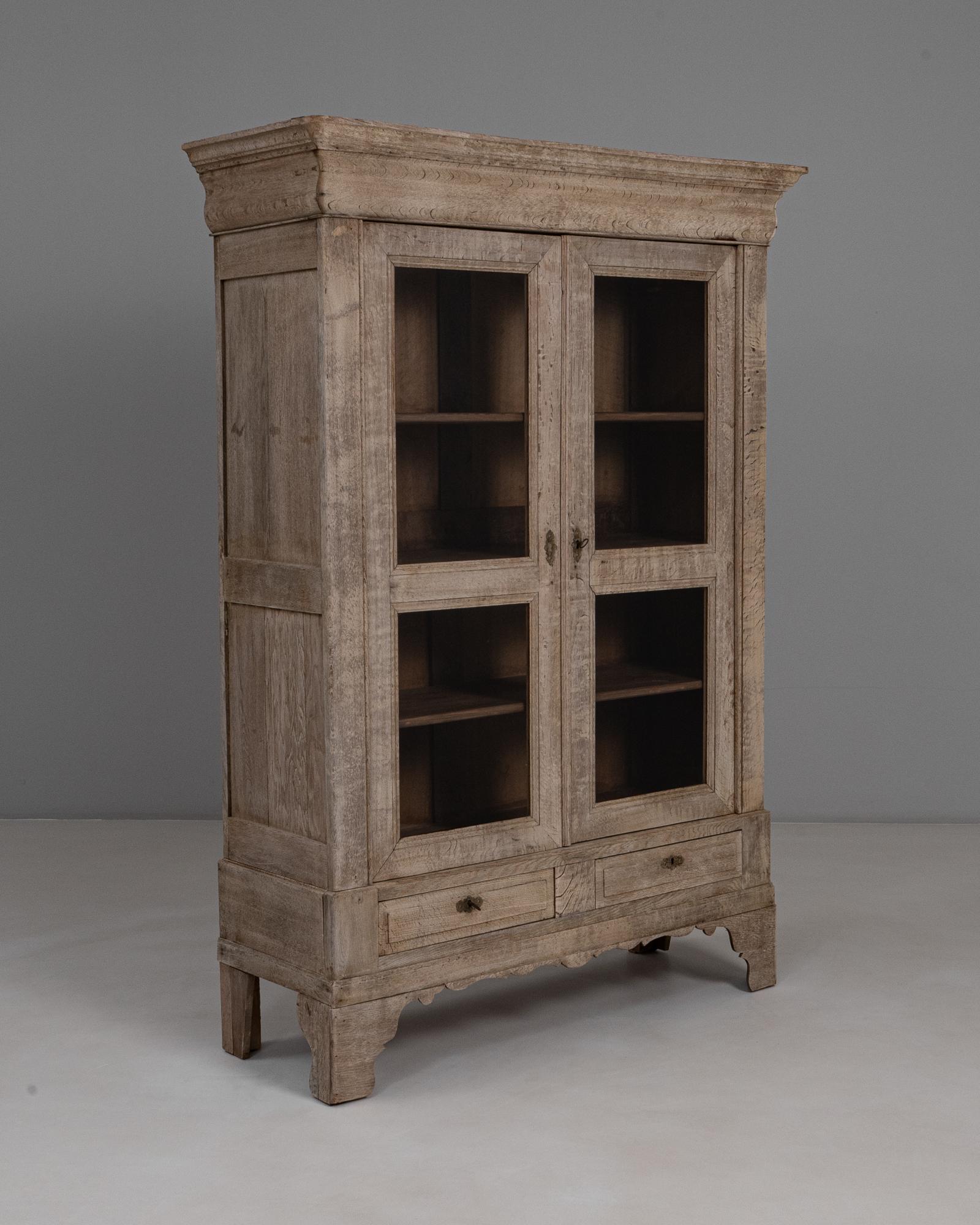 1880s French Provincial Oak Vitrine With Glass Doors 5